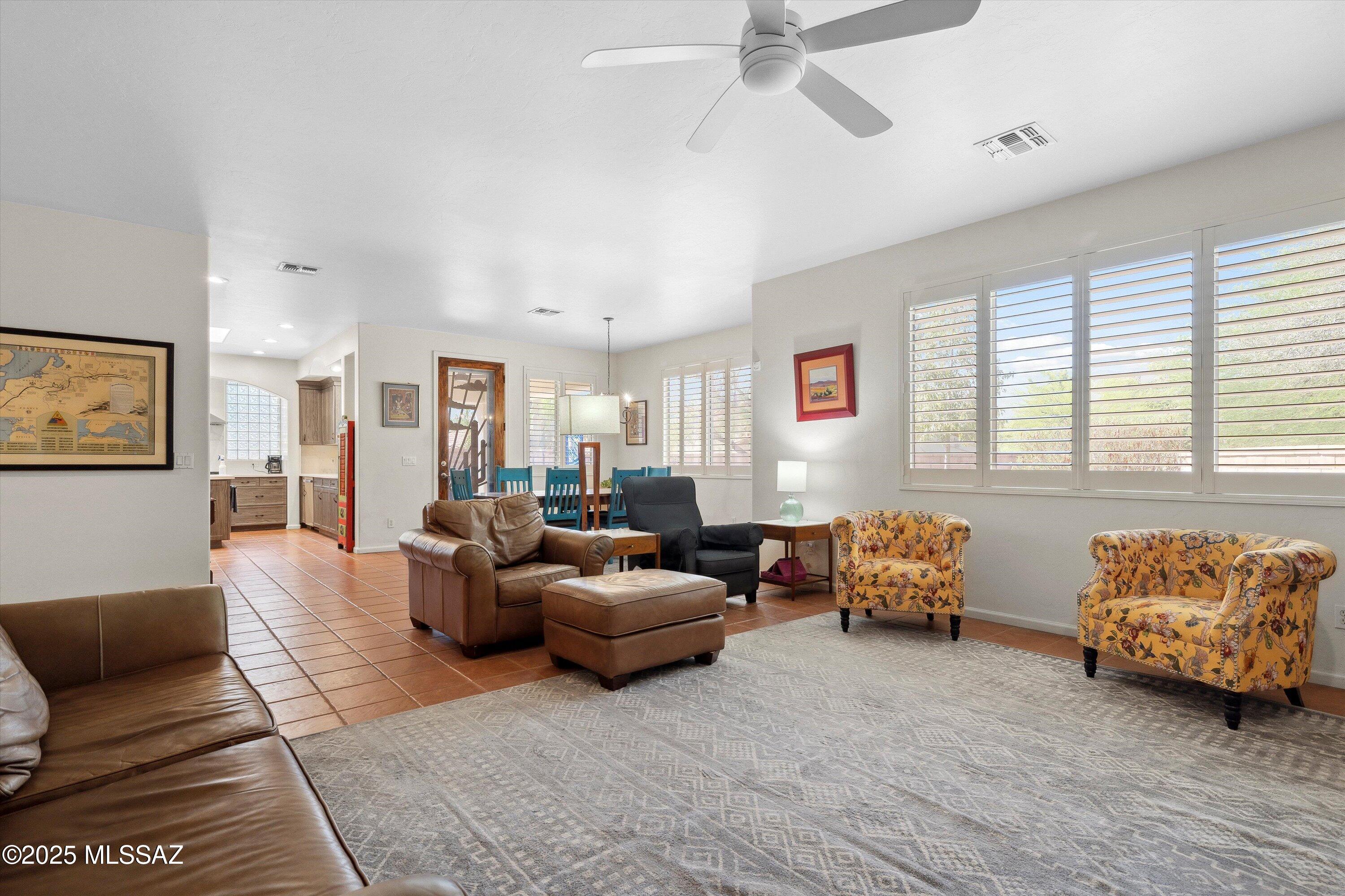 7274 E Placita Rancho La Cholla