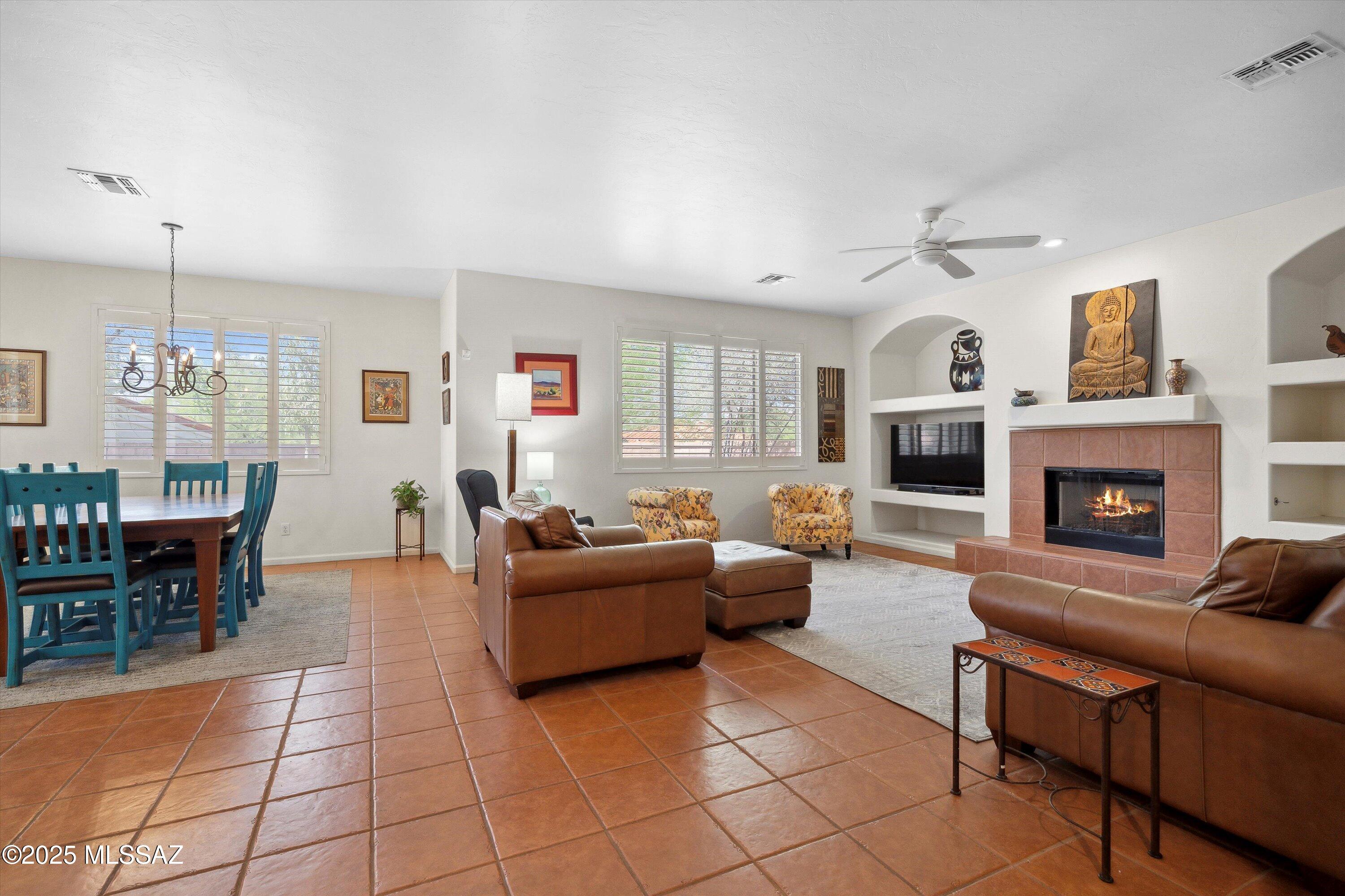 7274 E Placita Rancho La Cholla