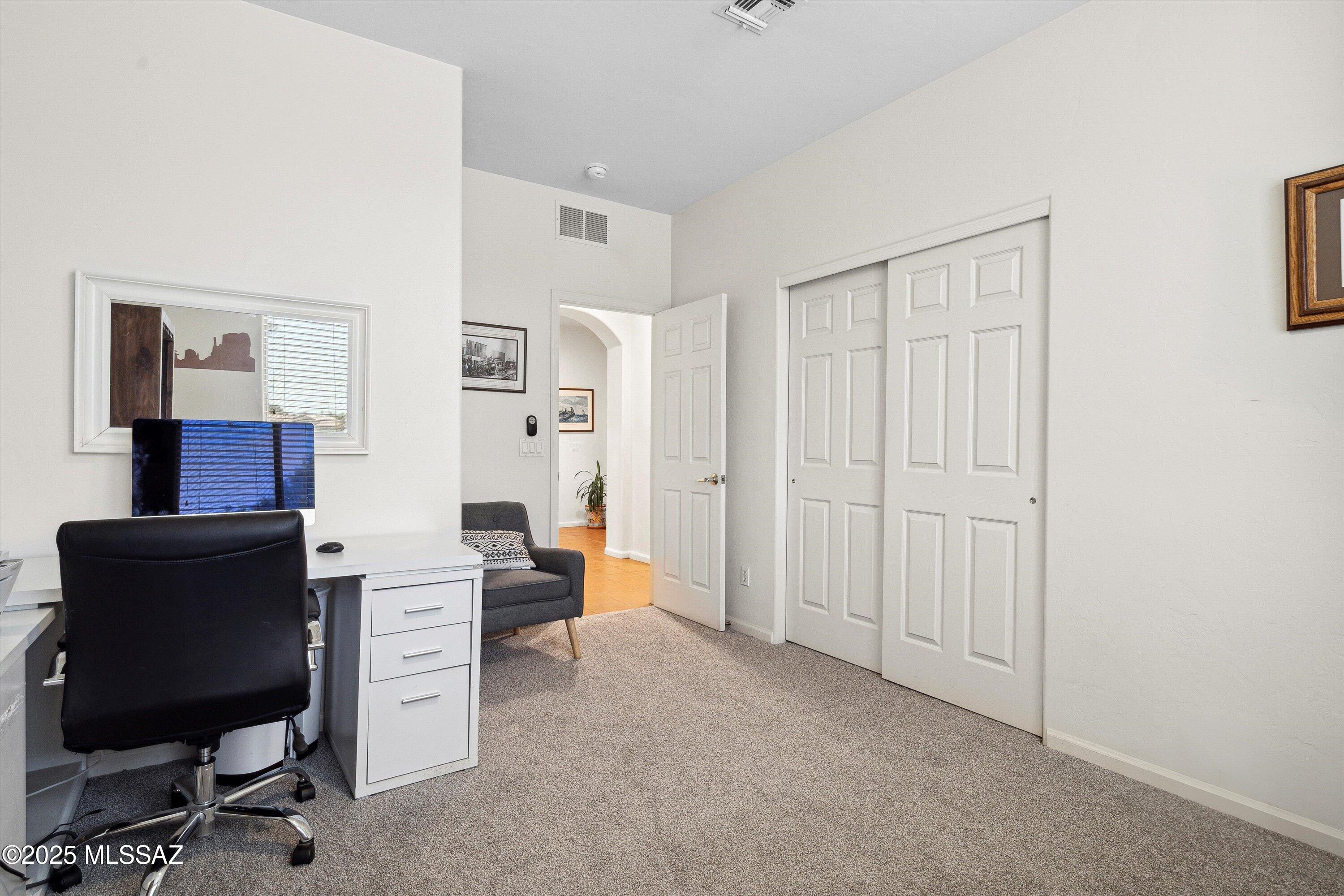 7274 E Placita Rancho La Cholla