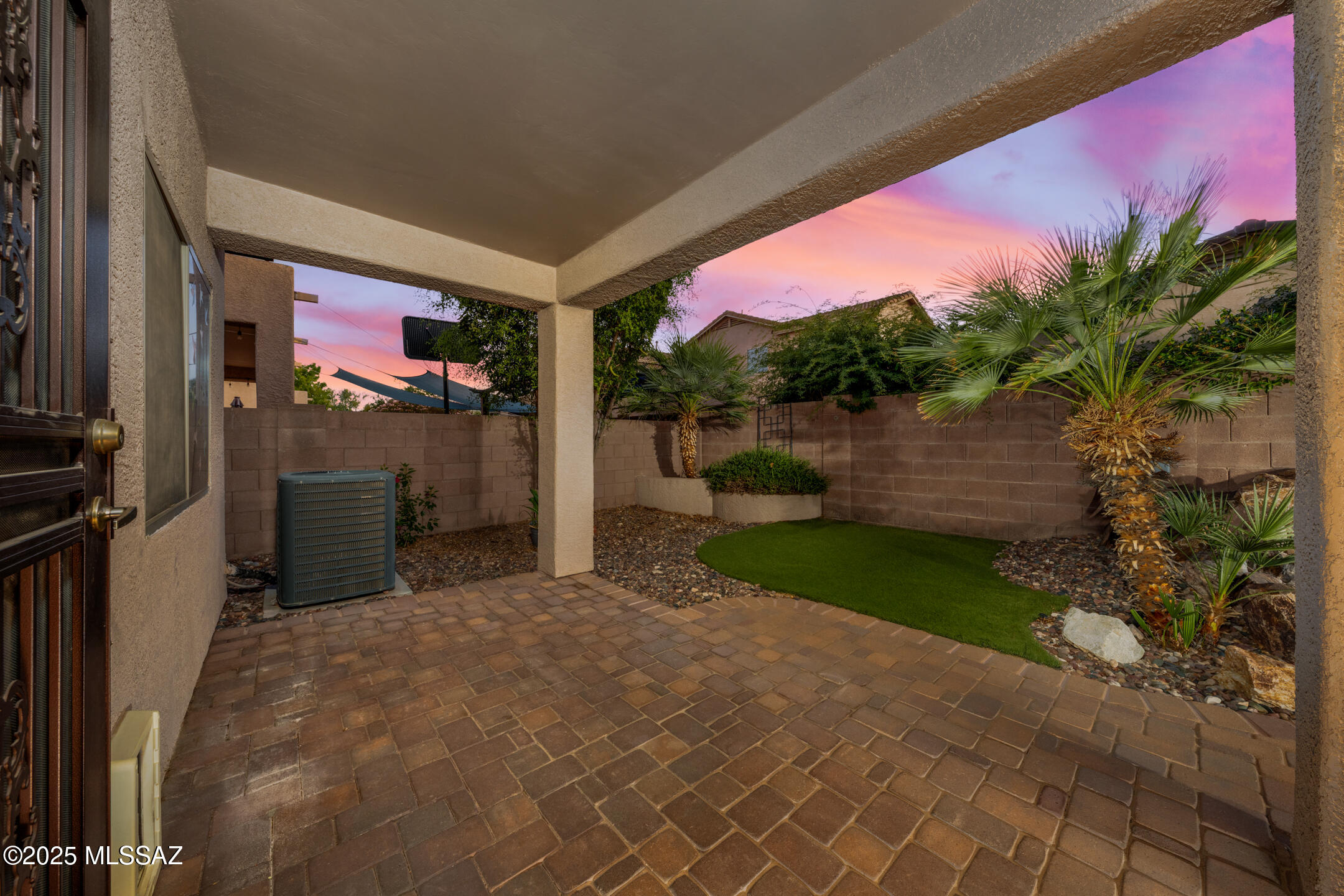 10622 S Lucius Drive