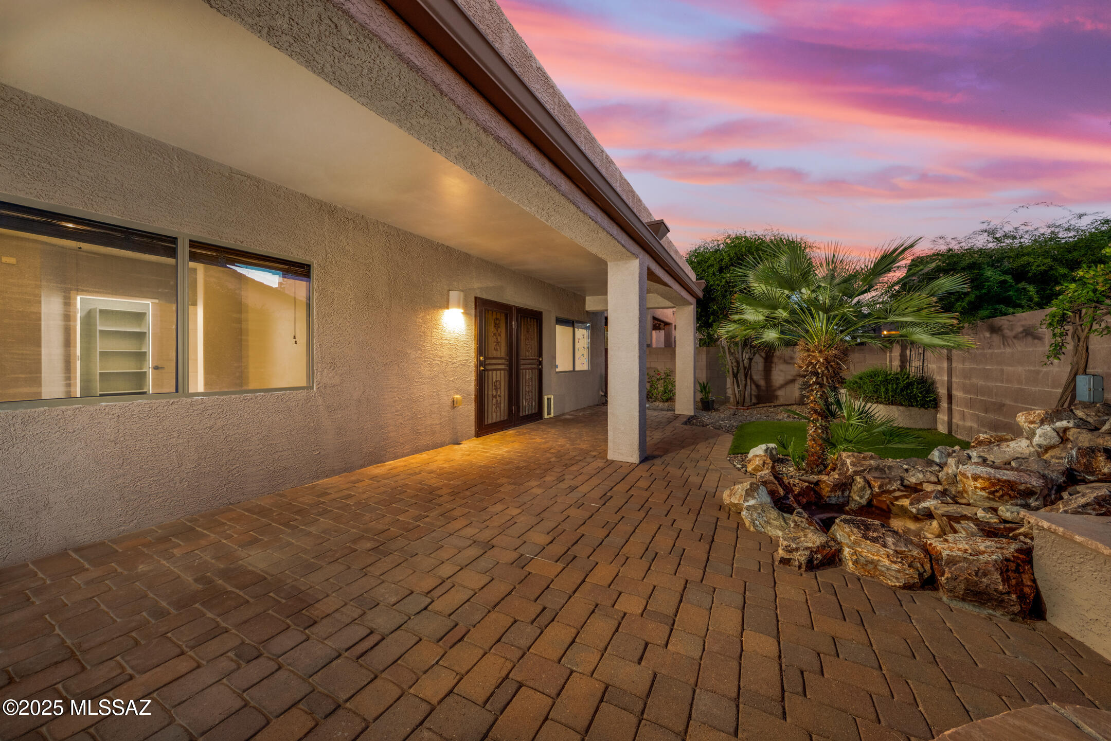 10622 S Lucius Drive