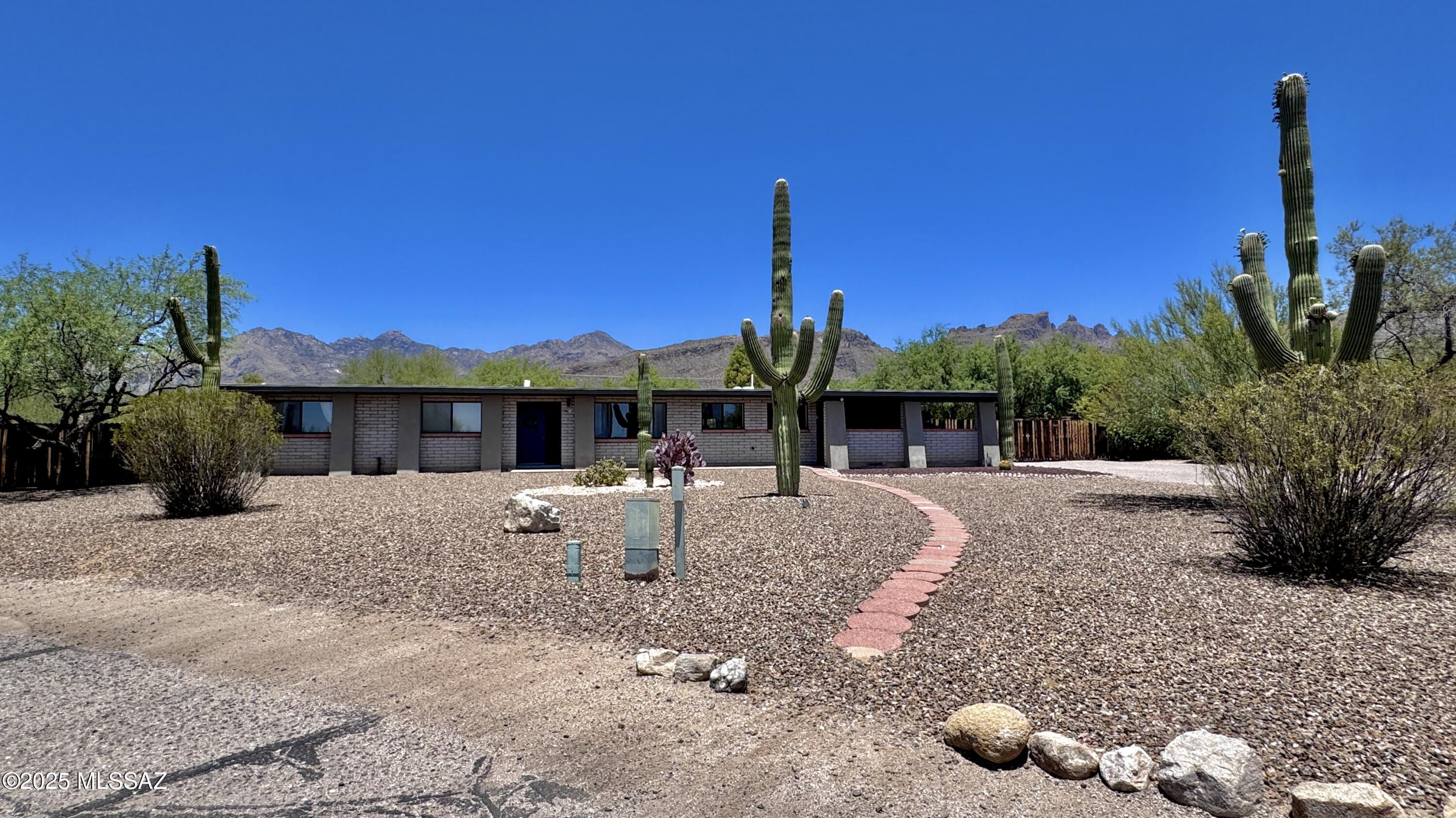 4751 N Supai Place