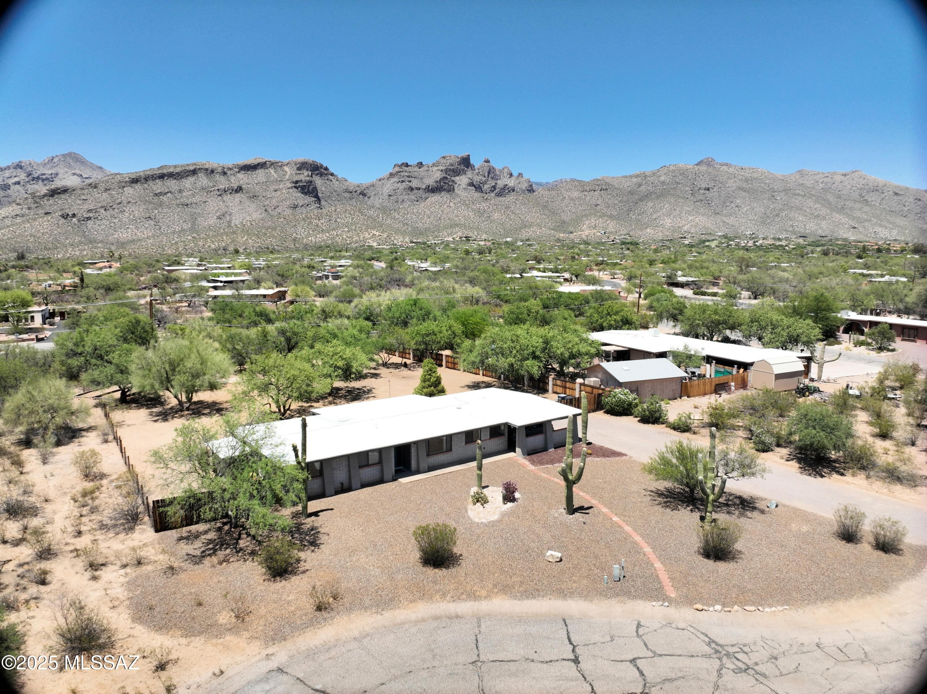 4751 N Supai Place