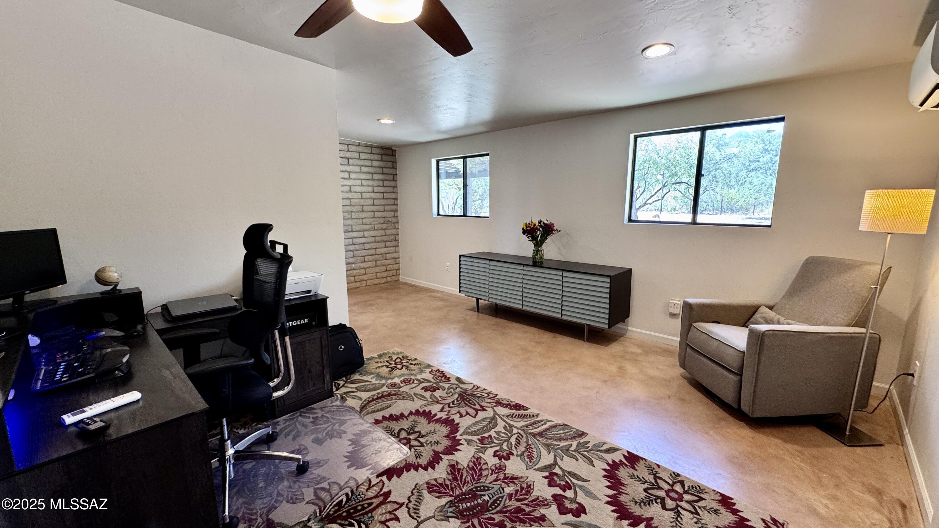 4751 N Supai Place