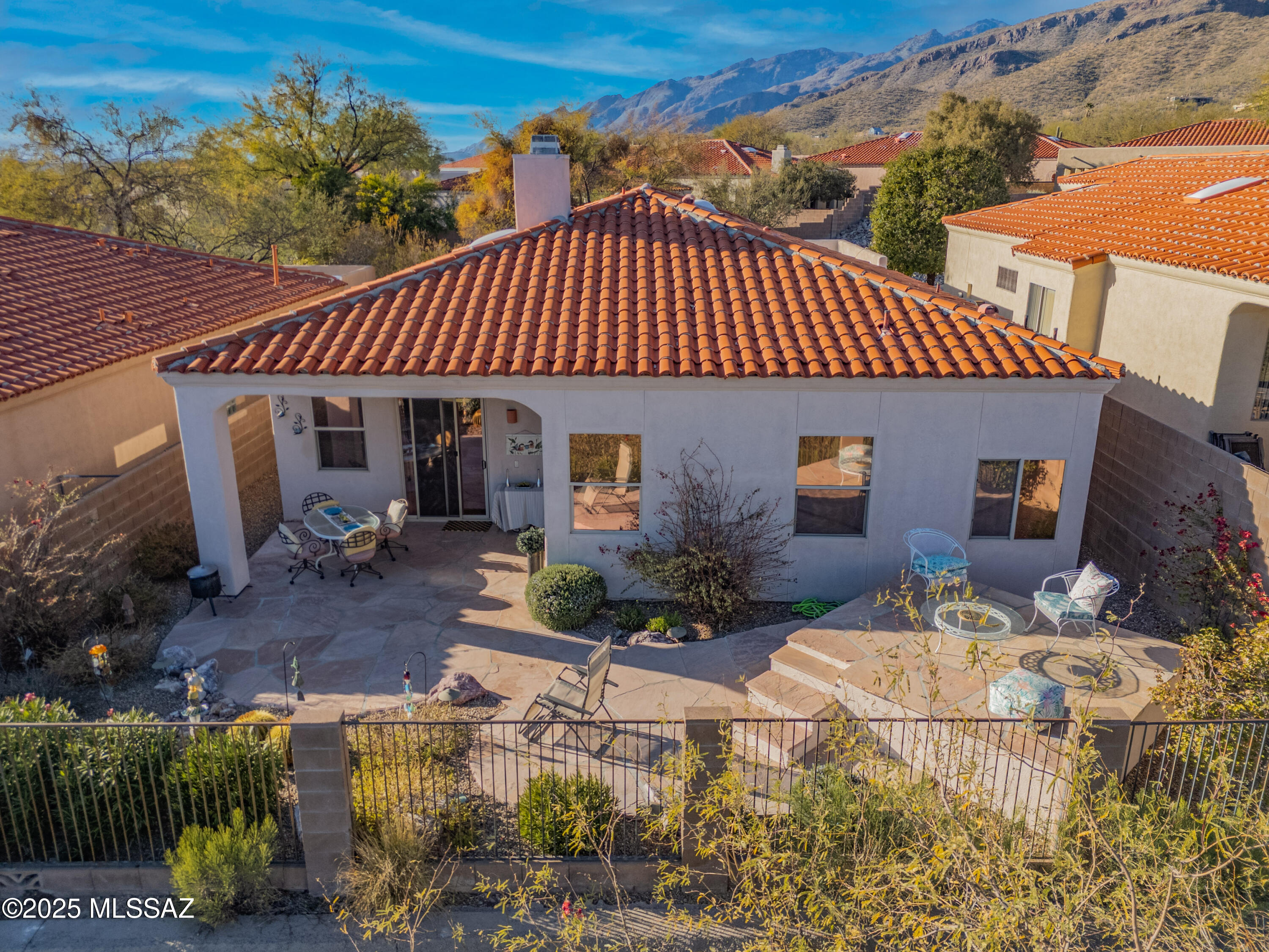 5128 N Fairway Spring Drive