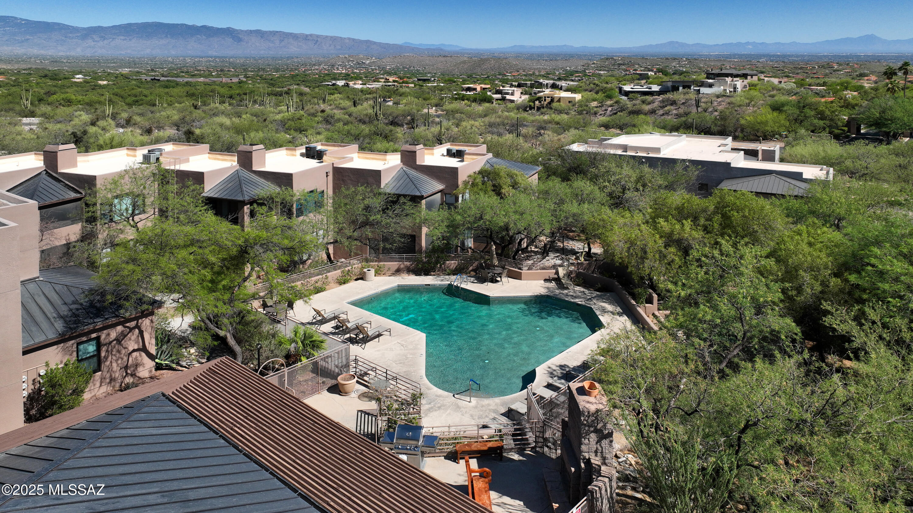 6655 N Canyon Crest Drive NE Unit: # 22103