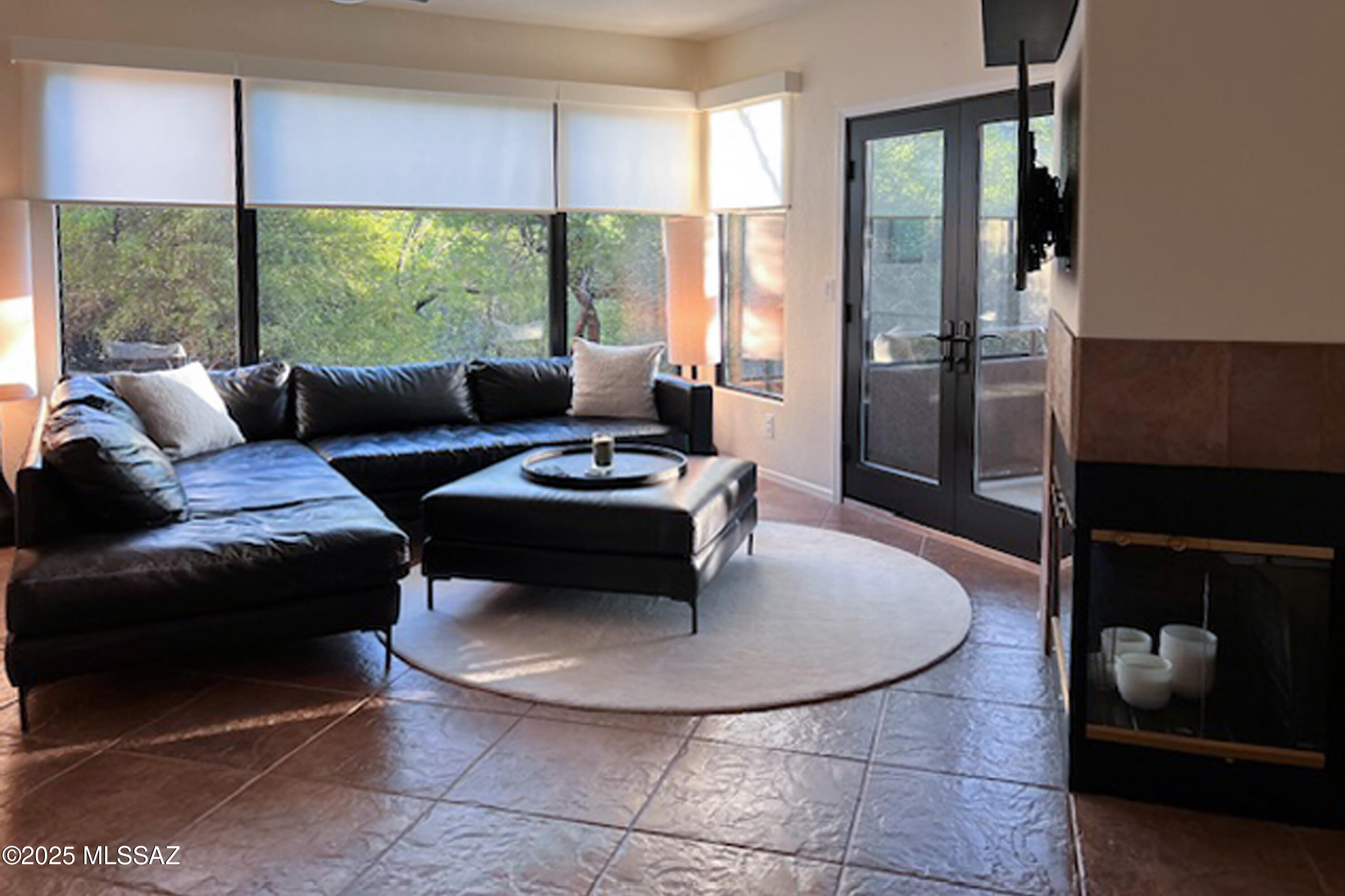 6655 N Canyon Crest Drive NE Unit: # 22103
