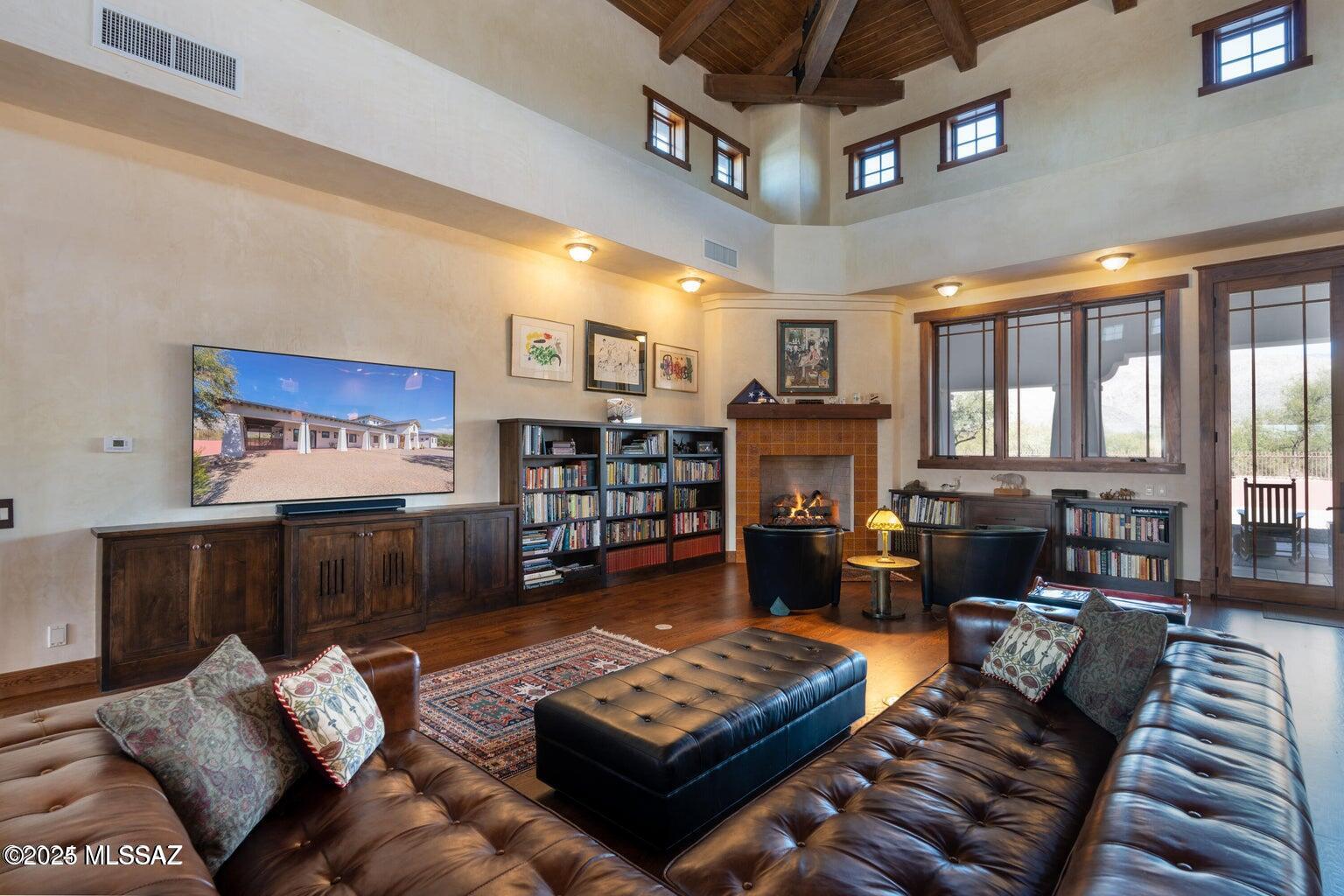 11745 E Rancho Los Rios Drive