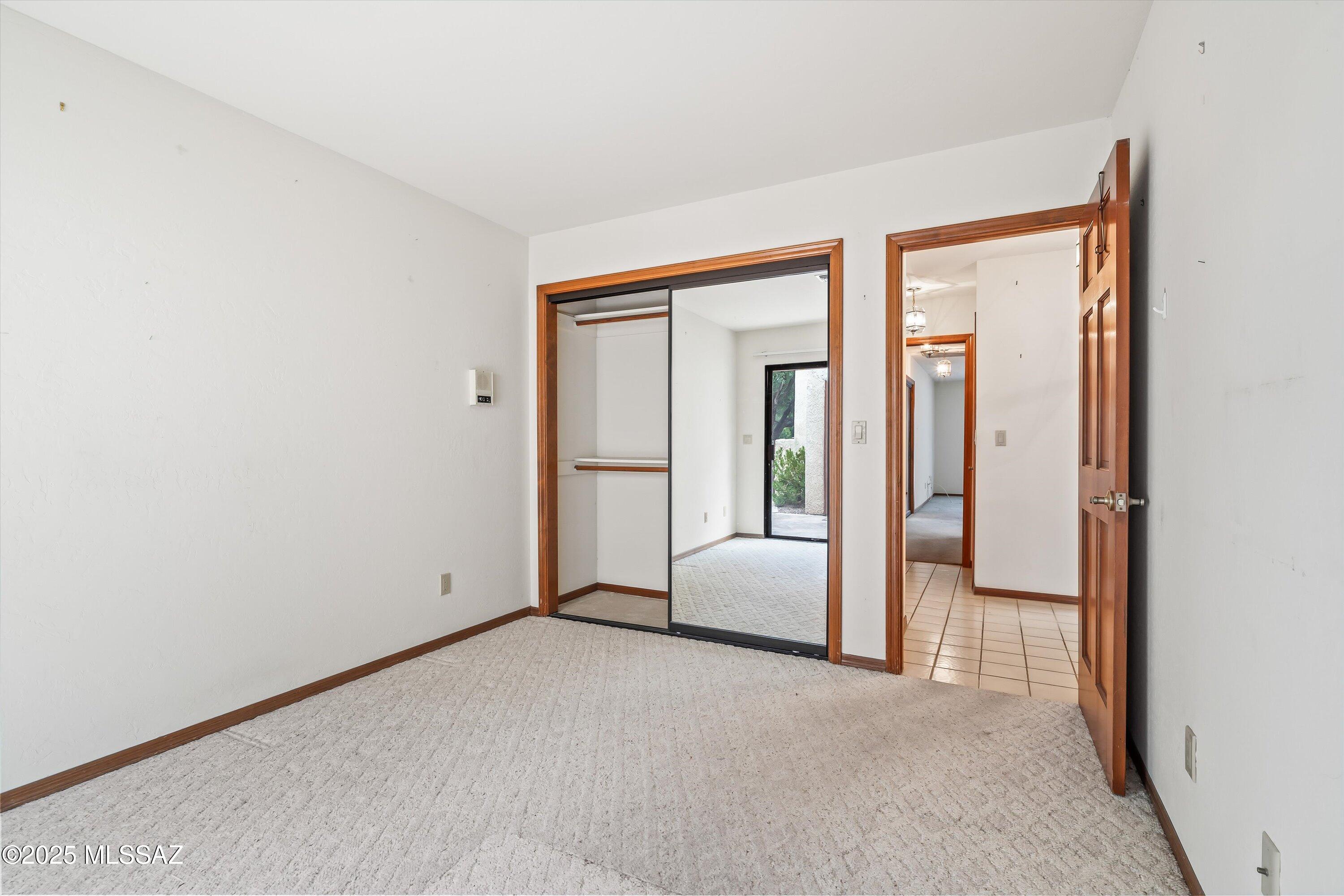 9231 E Lakeside Court