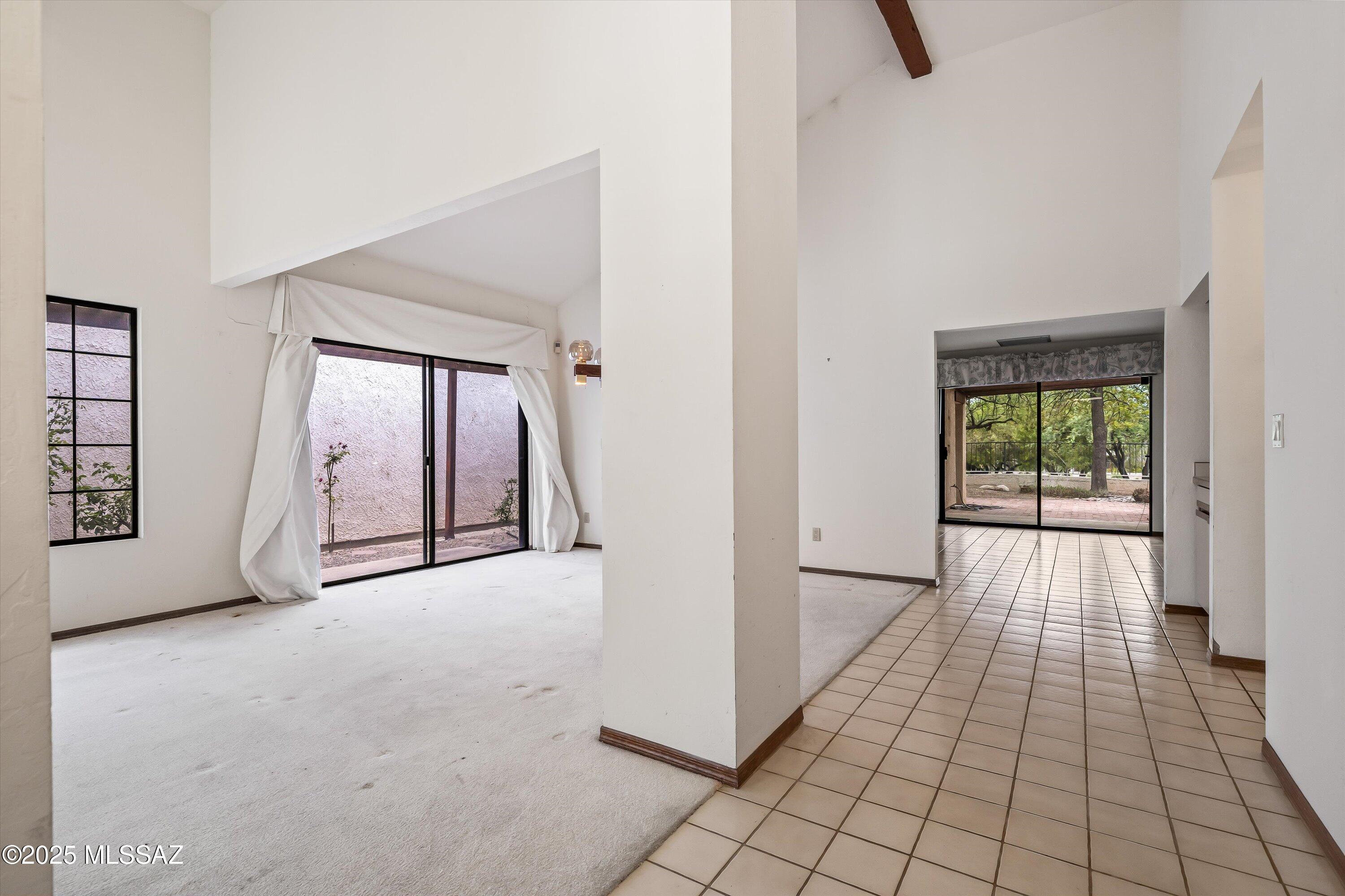 9231 E Lakeside Court