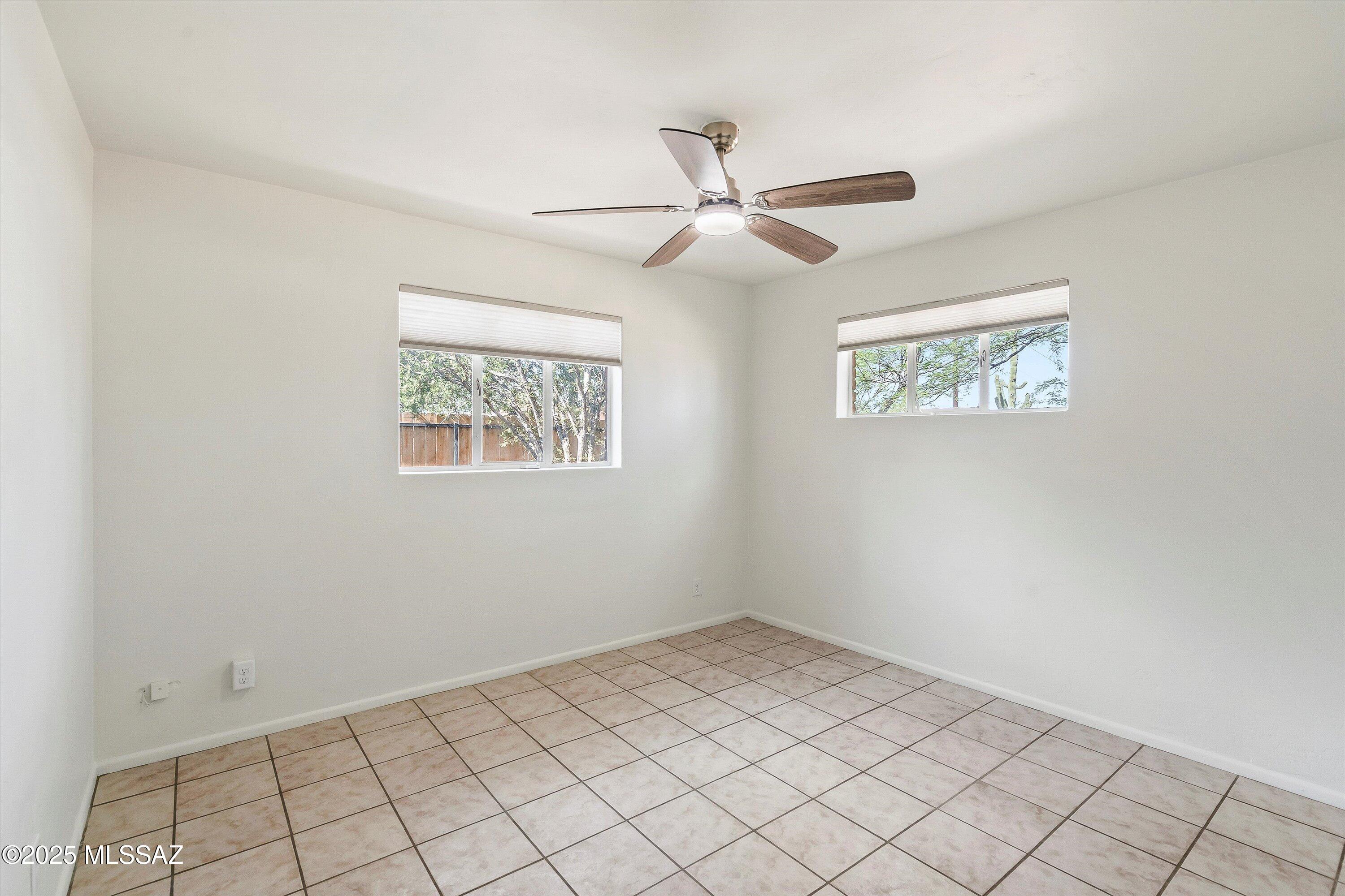 3501 E Edison Street
