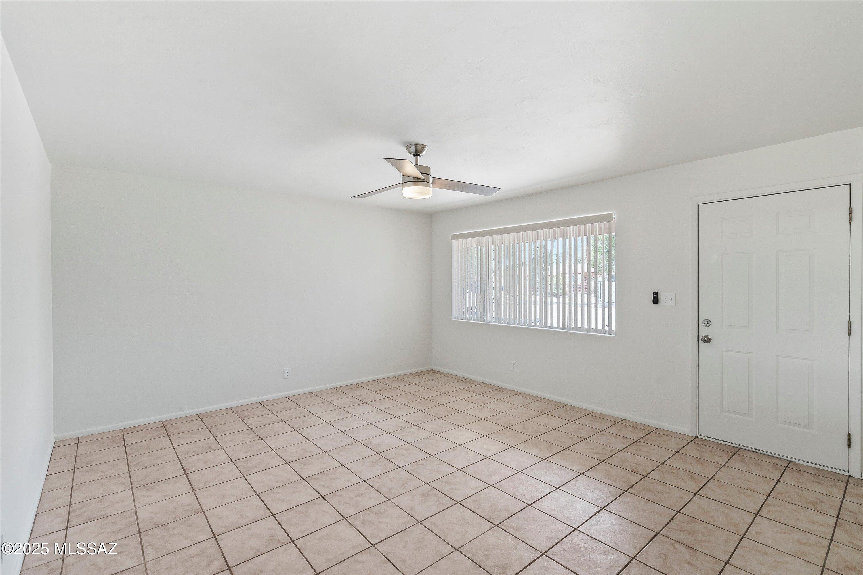 3501 E Edison Street