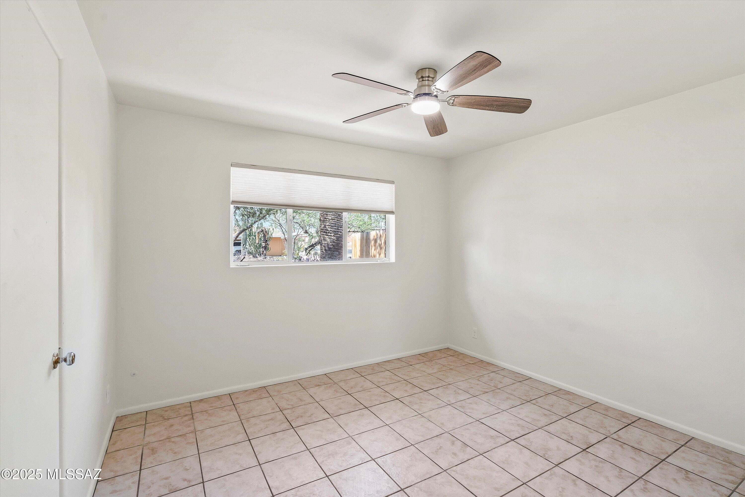 3501 E Edison Street