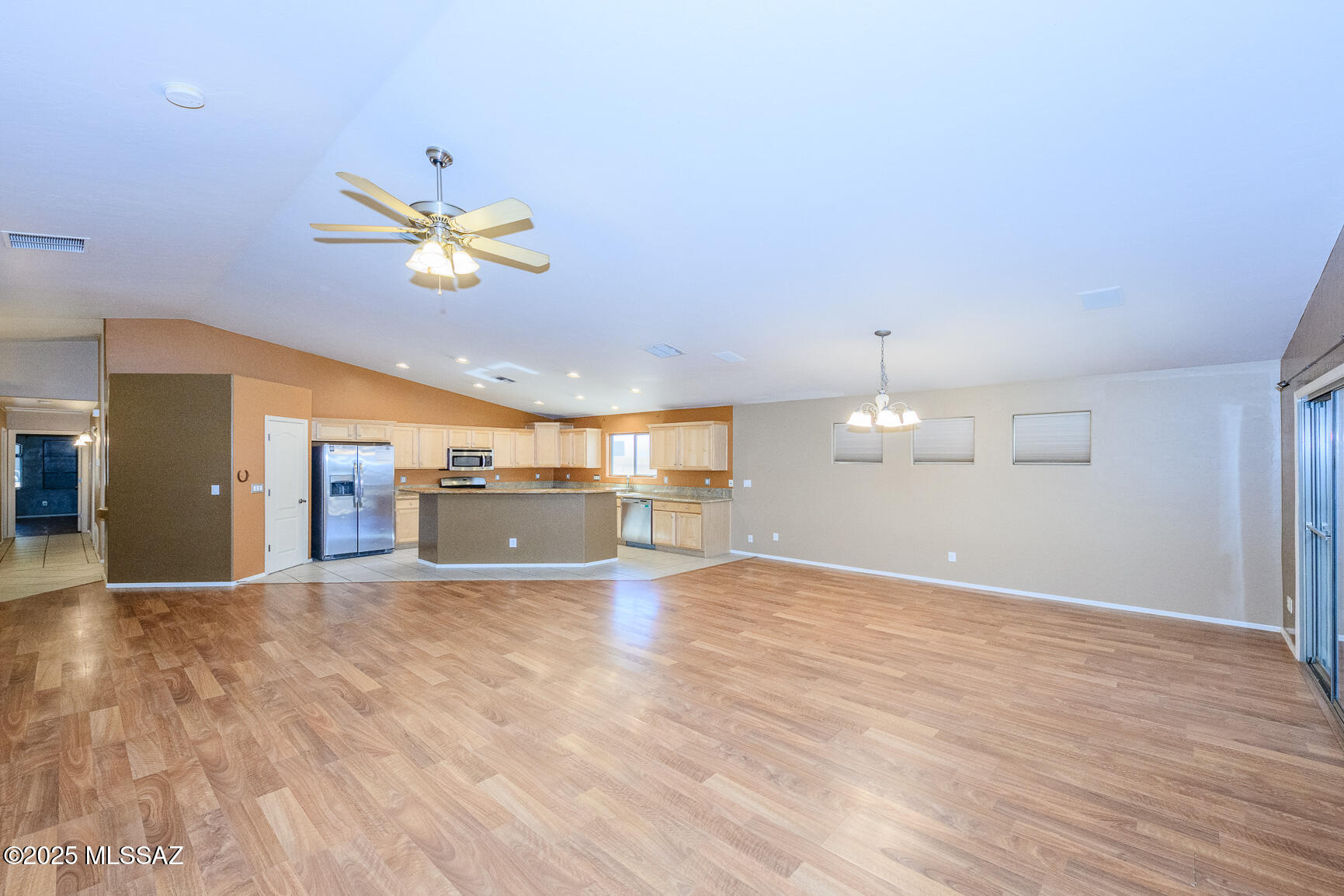 10462 E Rose Hill Street