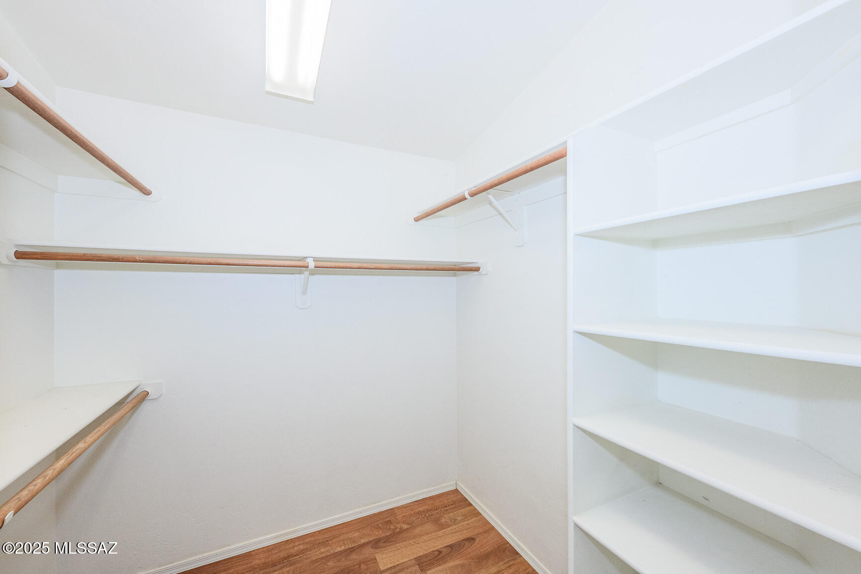 10462 E Rose Hill Street