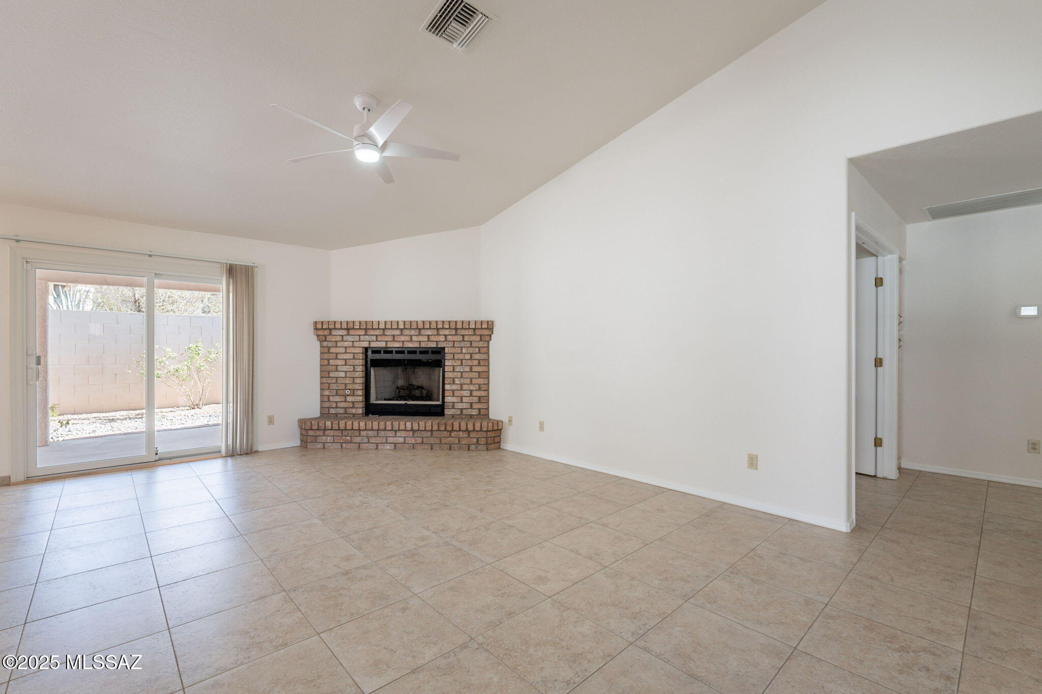 120 E Carolwood Drive