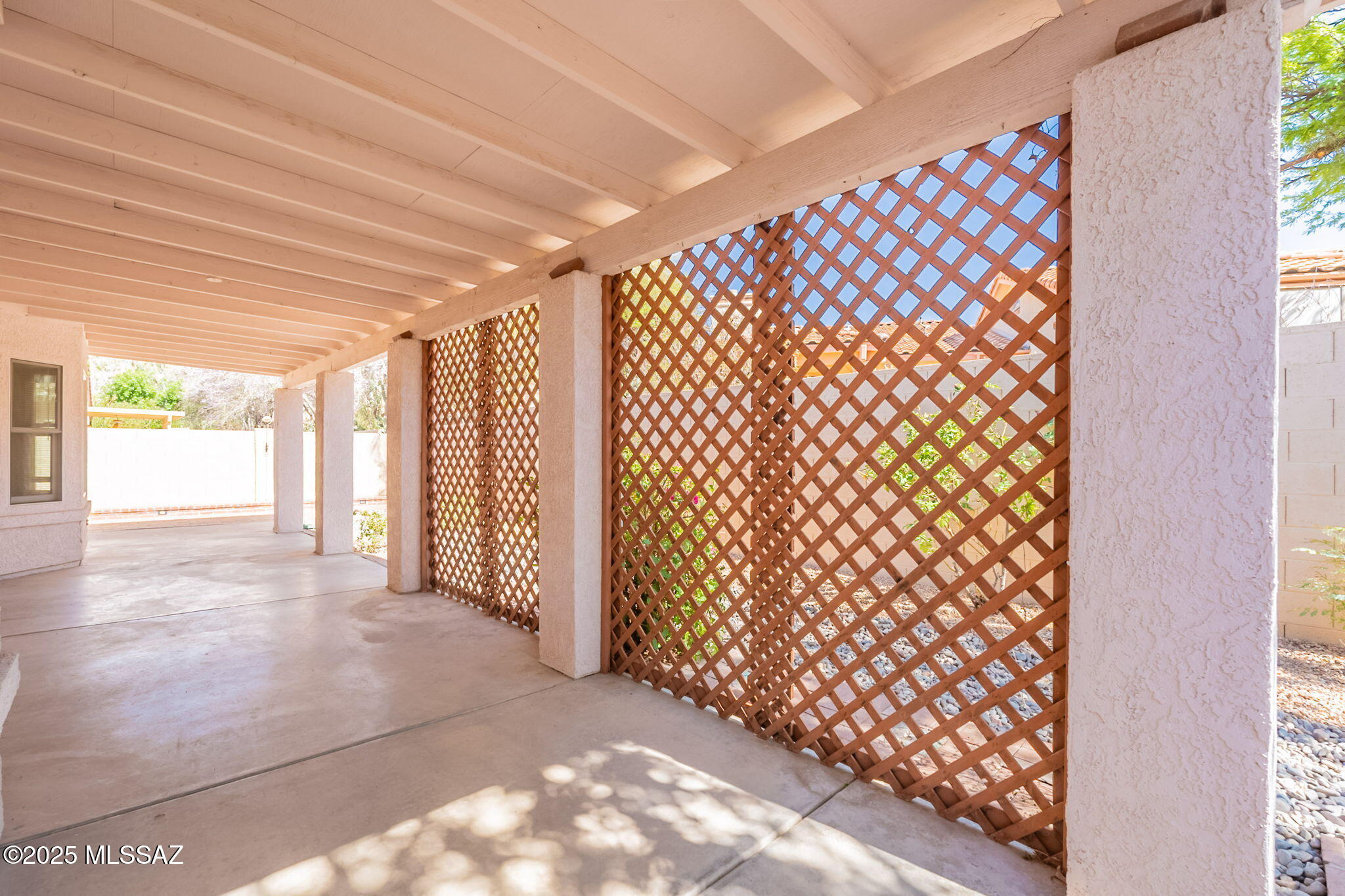 120 E Carolwood Drive