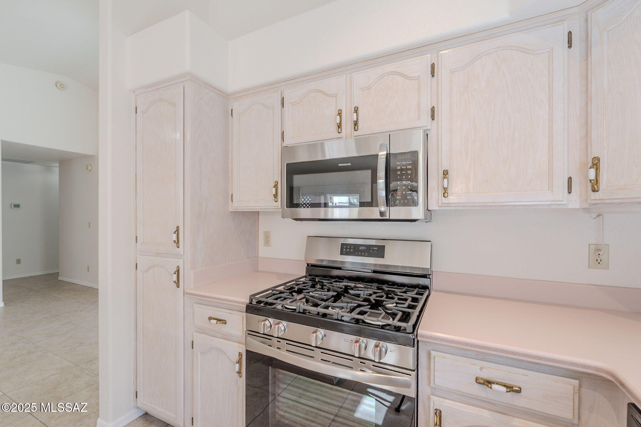 120 E Carolwood Drive