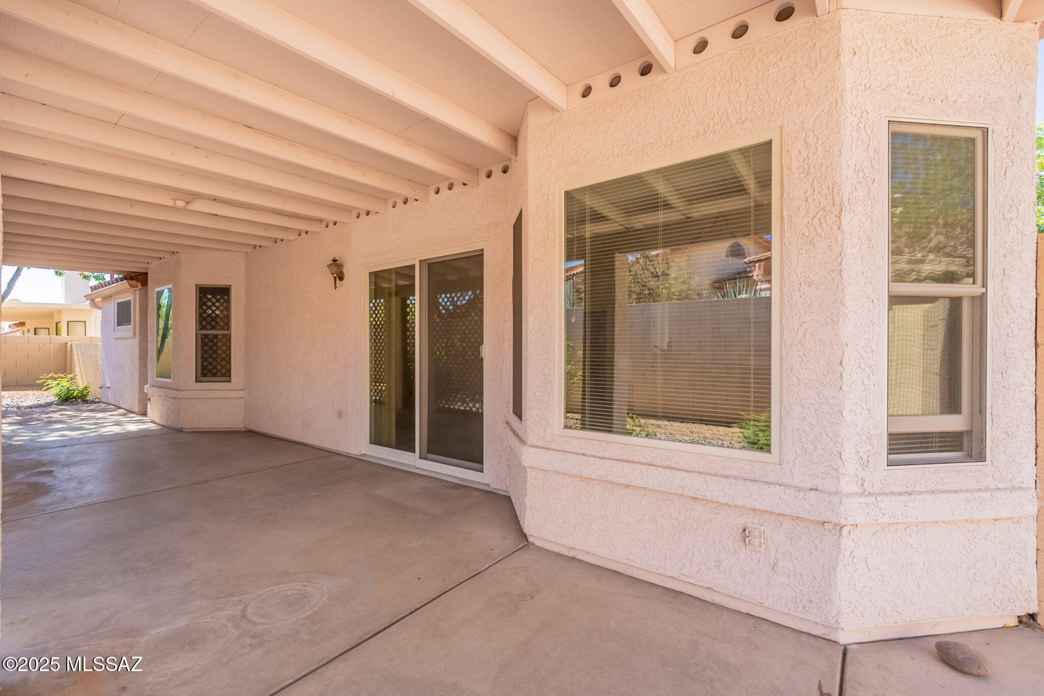 120 E Carolwood Drive