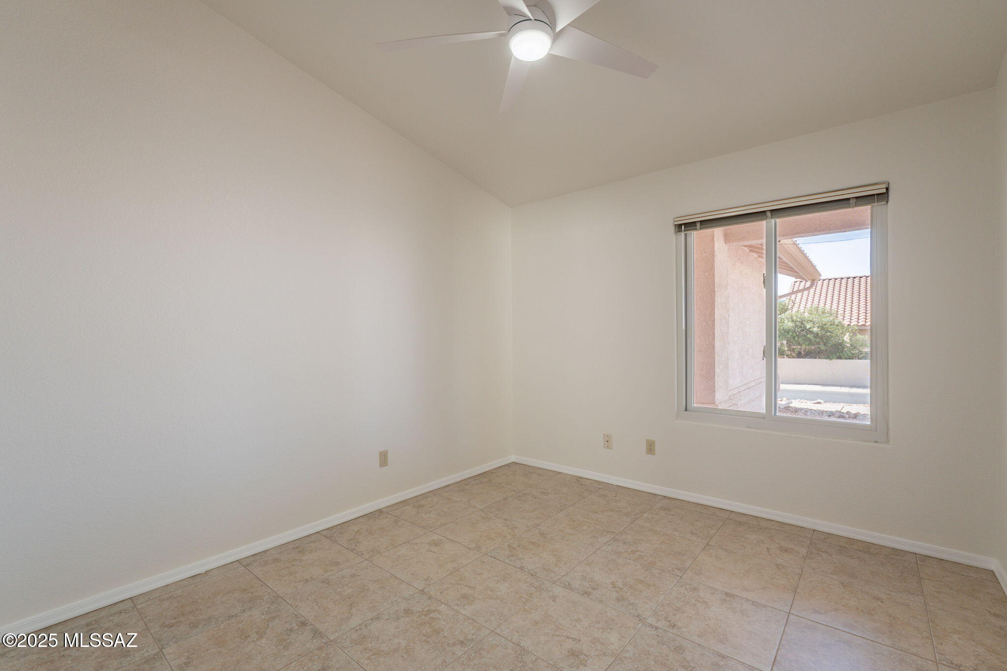 120 E Carolwood Drive