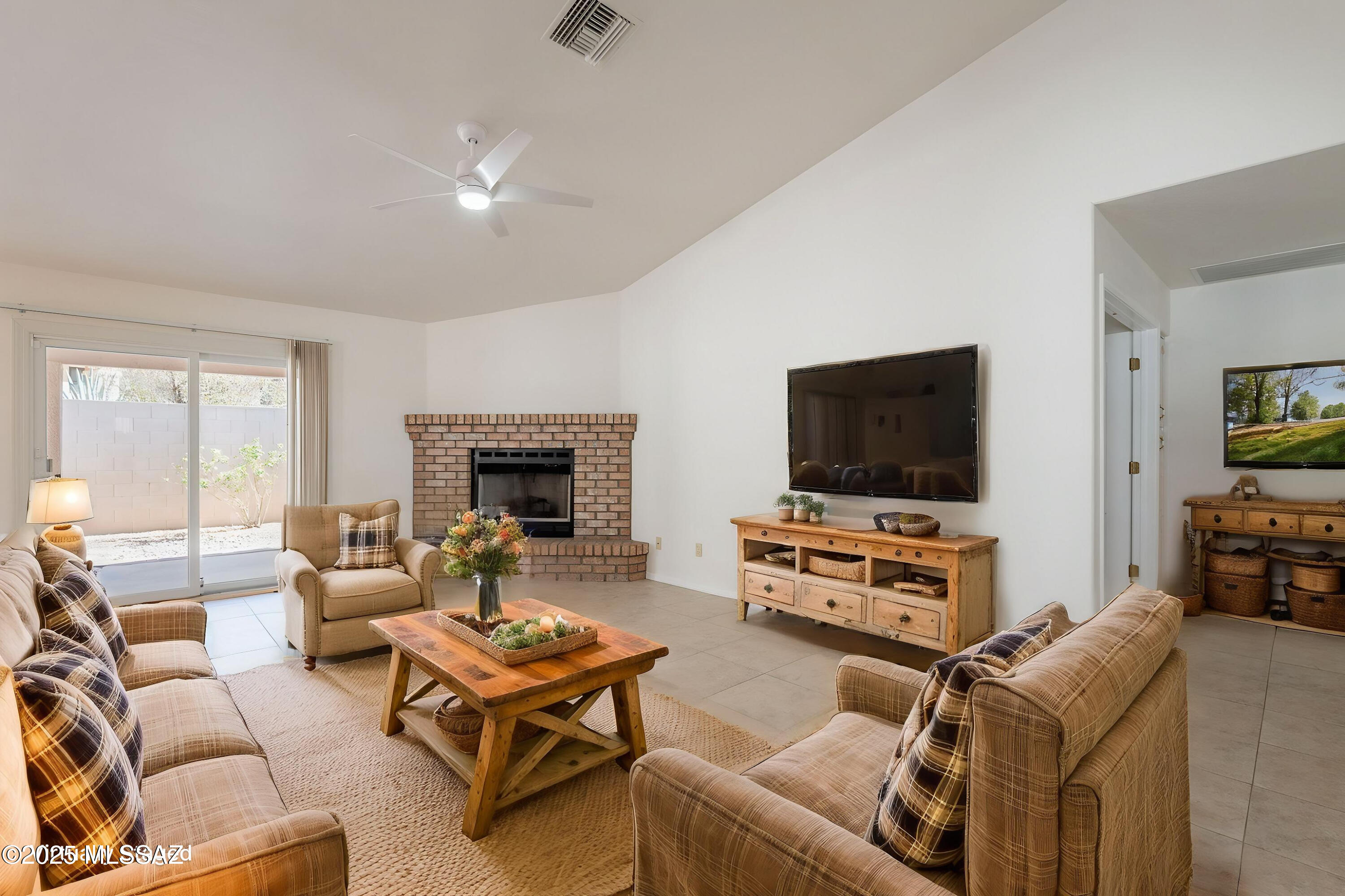 120 E Carolwood Drive