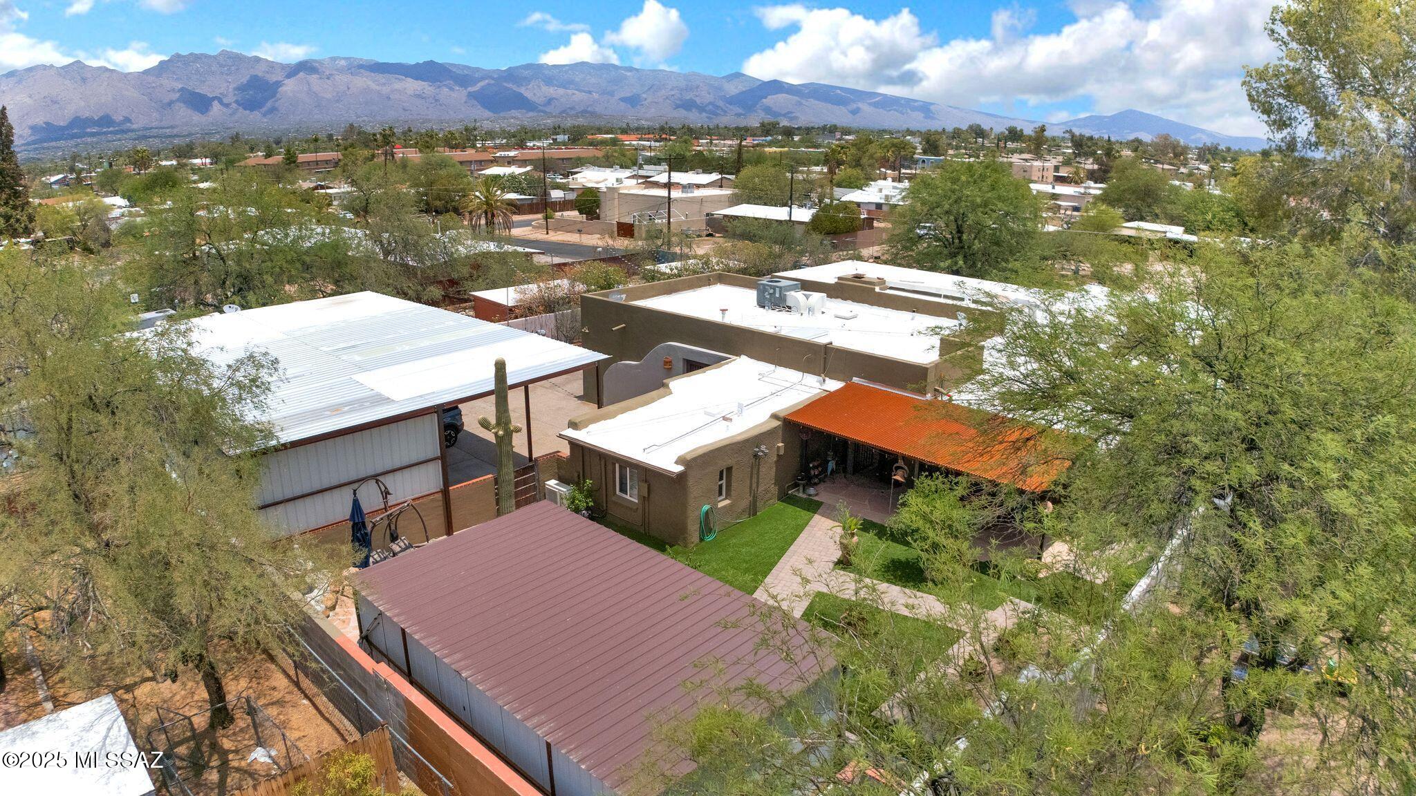 801 N Catalina Avenue