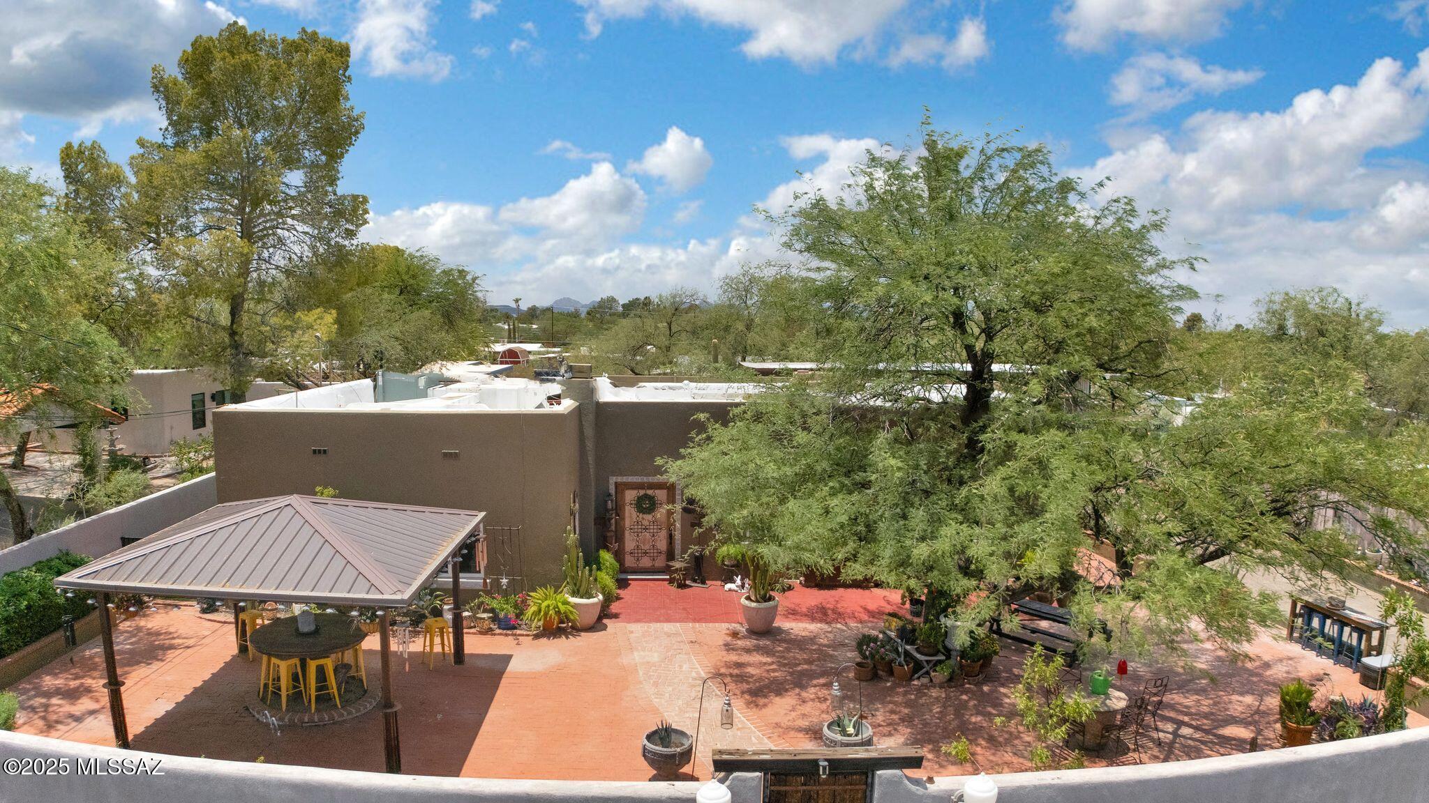 801 N Catalina Avenue