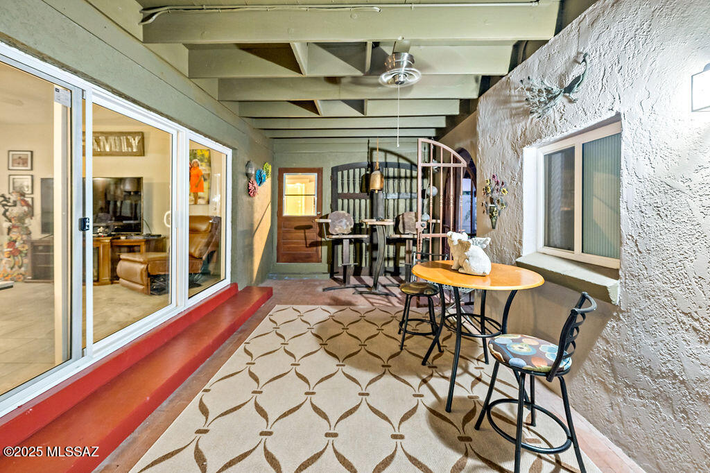 801 N Catalina Avenue