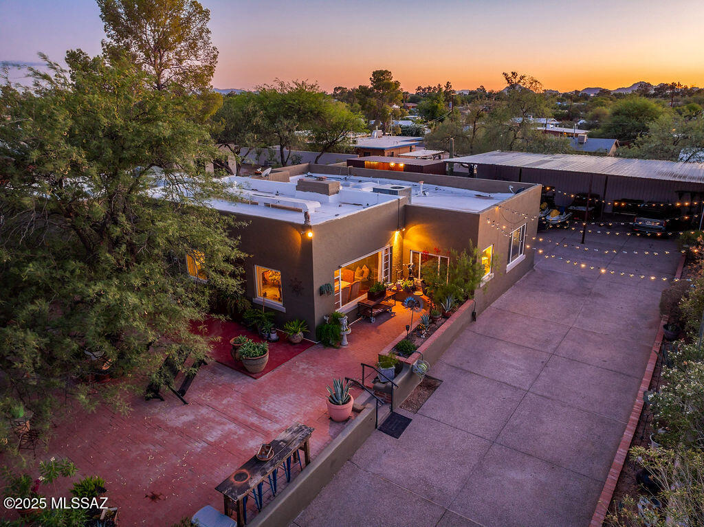 801 N Catalina Avenue