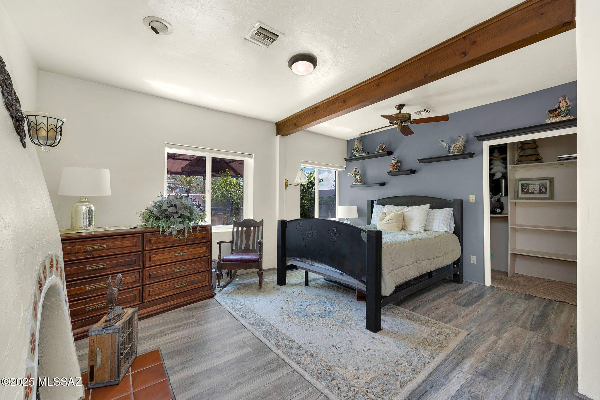 801 N Catalina Avenue