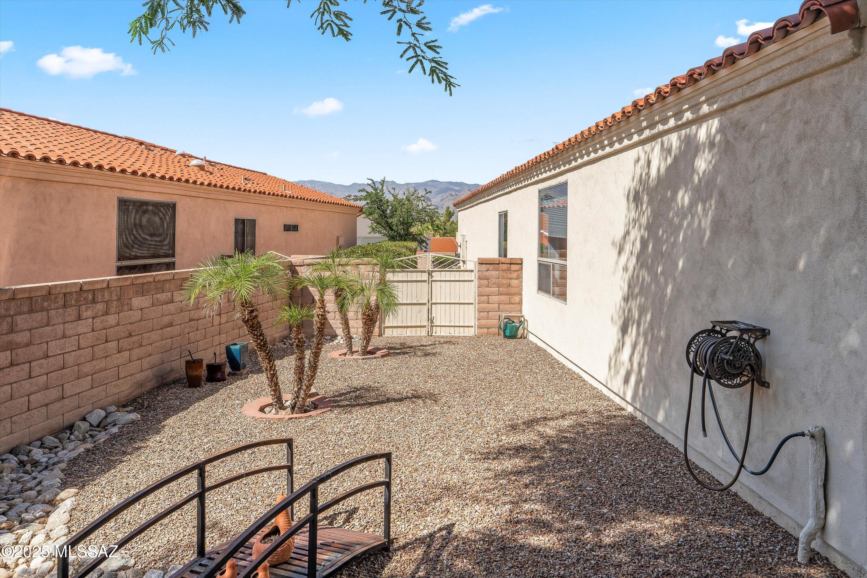 2841 N Vactor Ranch Place