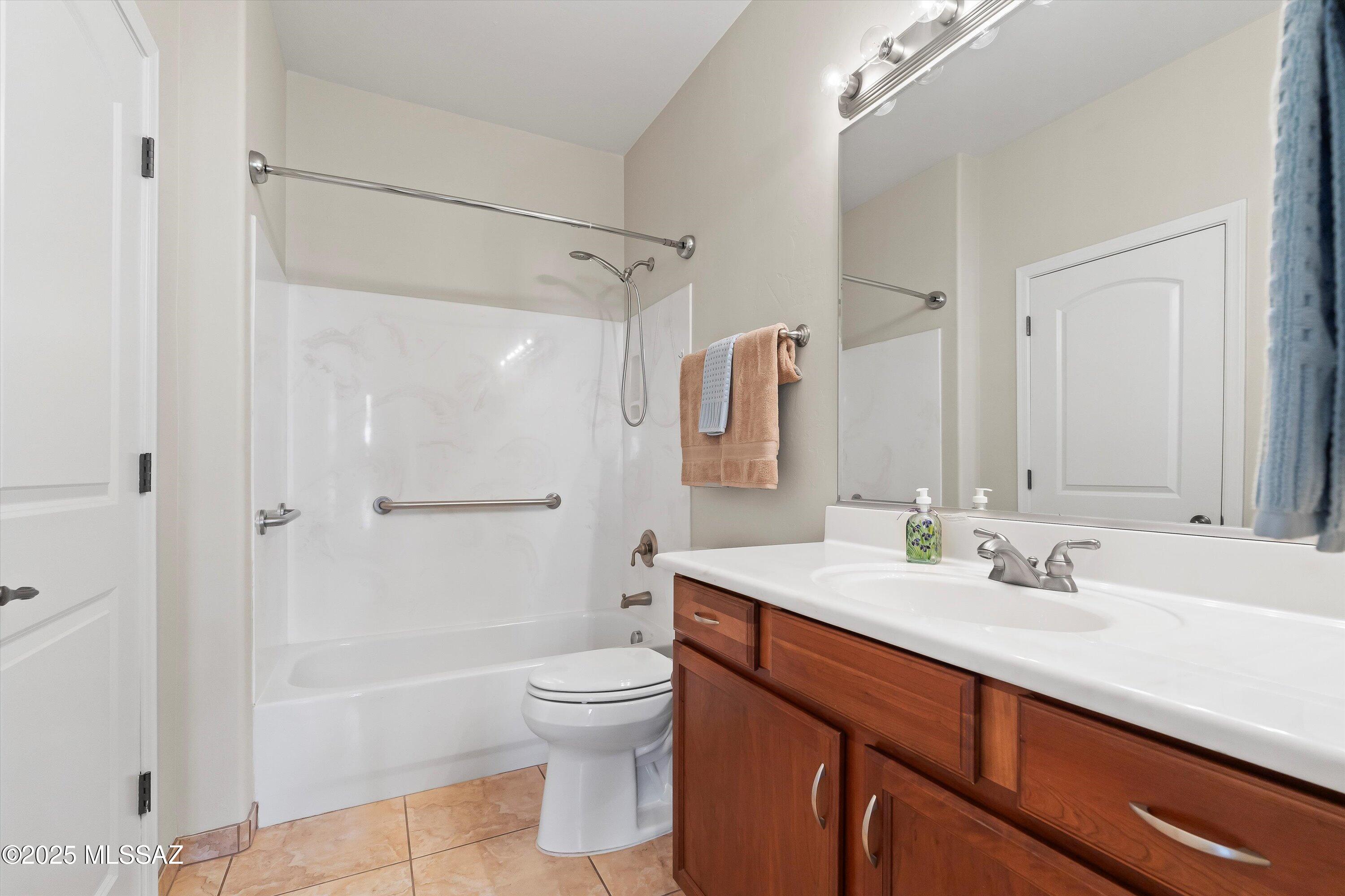 2841 N Vactor Ranch Place