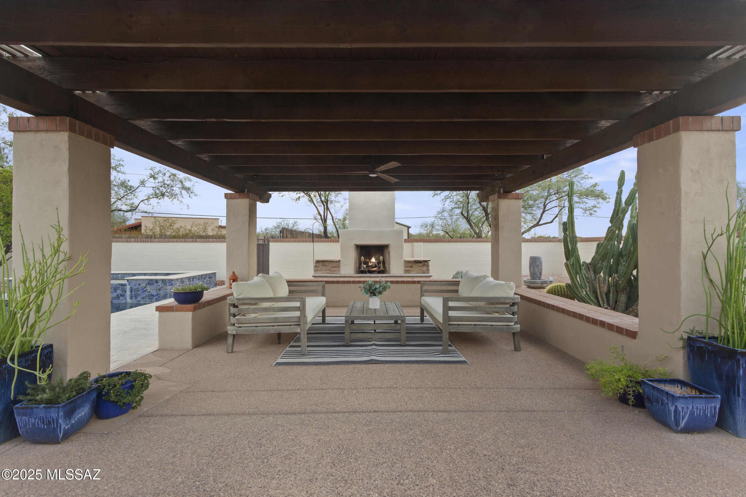 6052 E West Miramar Drive