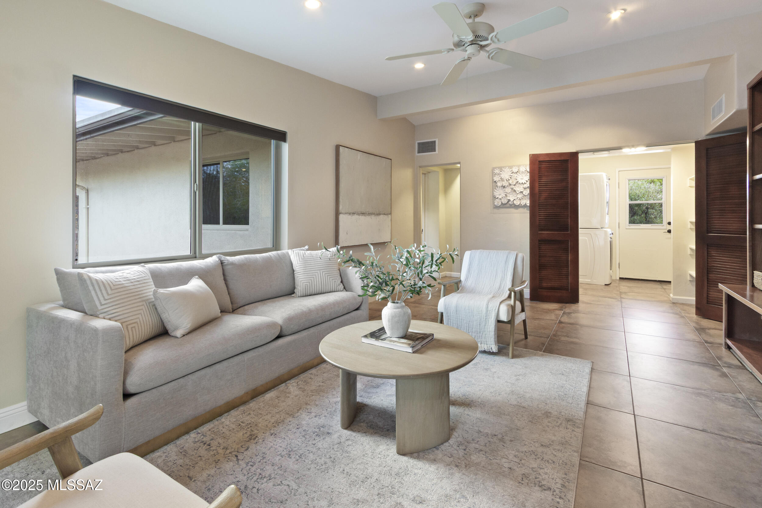 6052 E West Miramar Drive