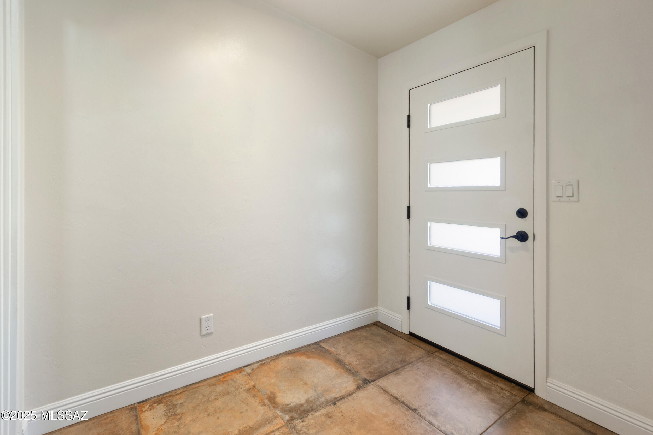 6052 E West Miramar Drive