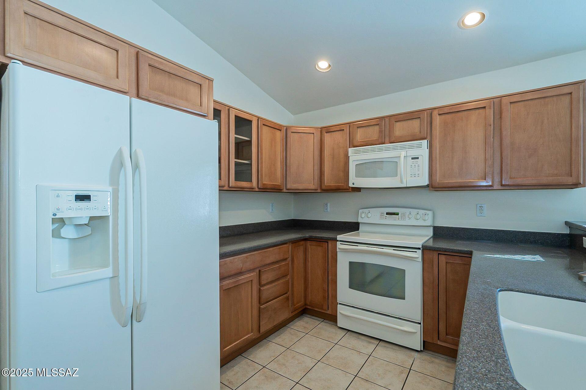 4018 E Shadow Branch Drive