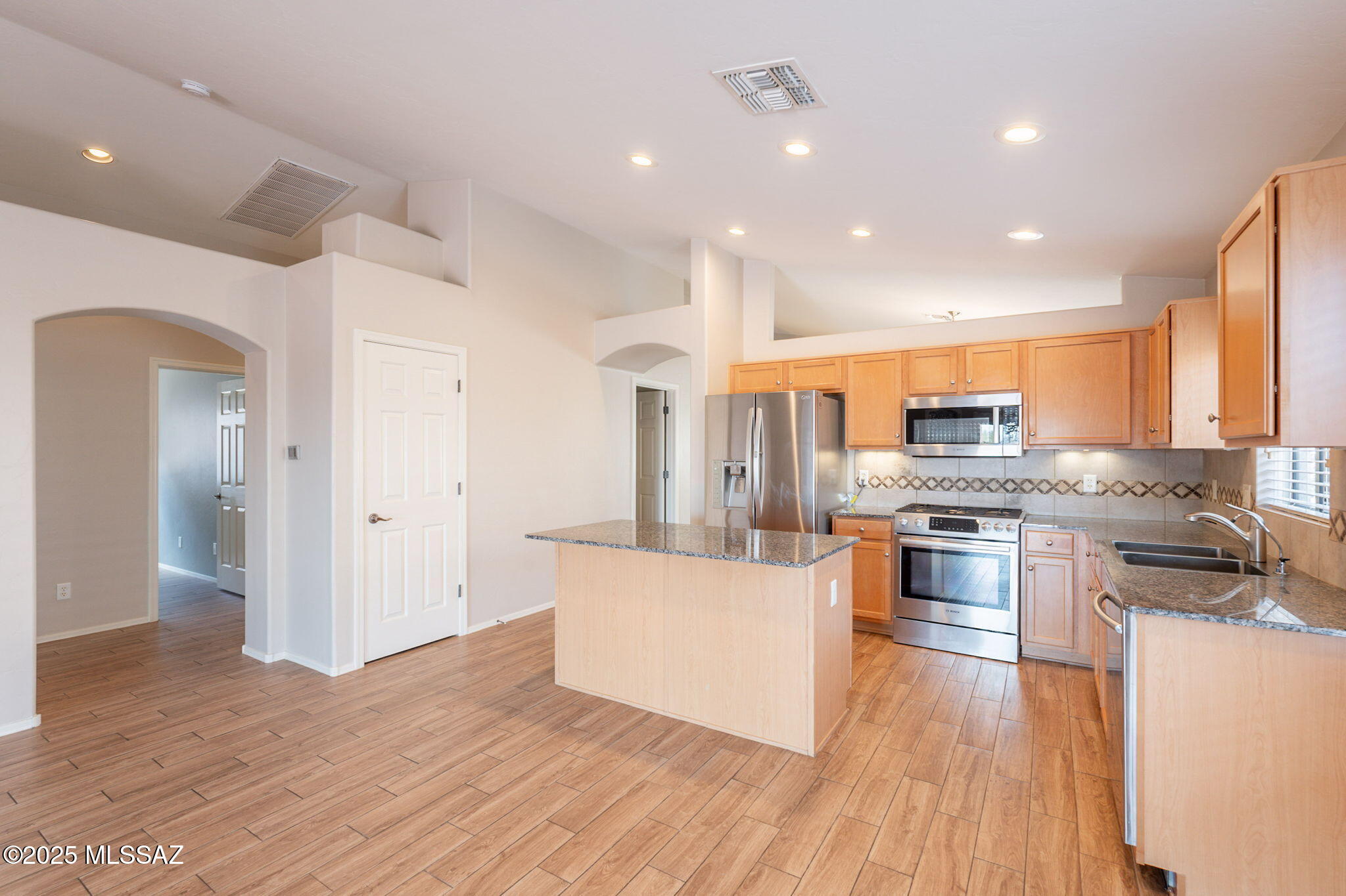 12505 N Crimson Vista Drive