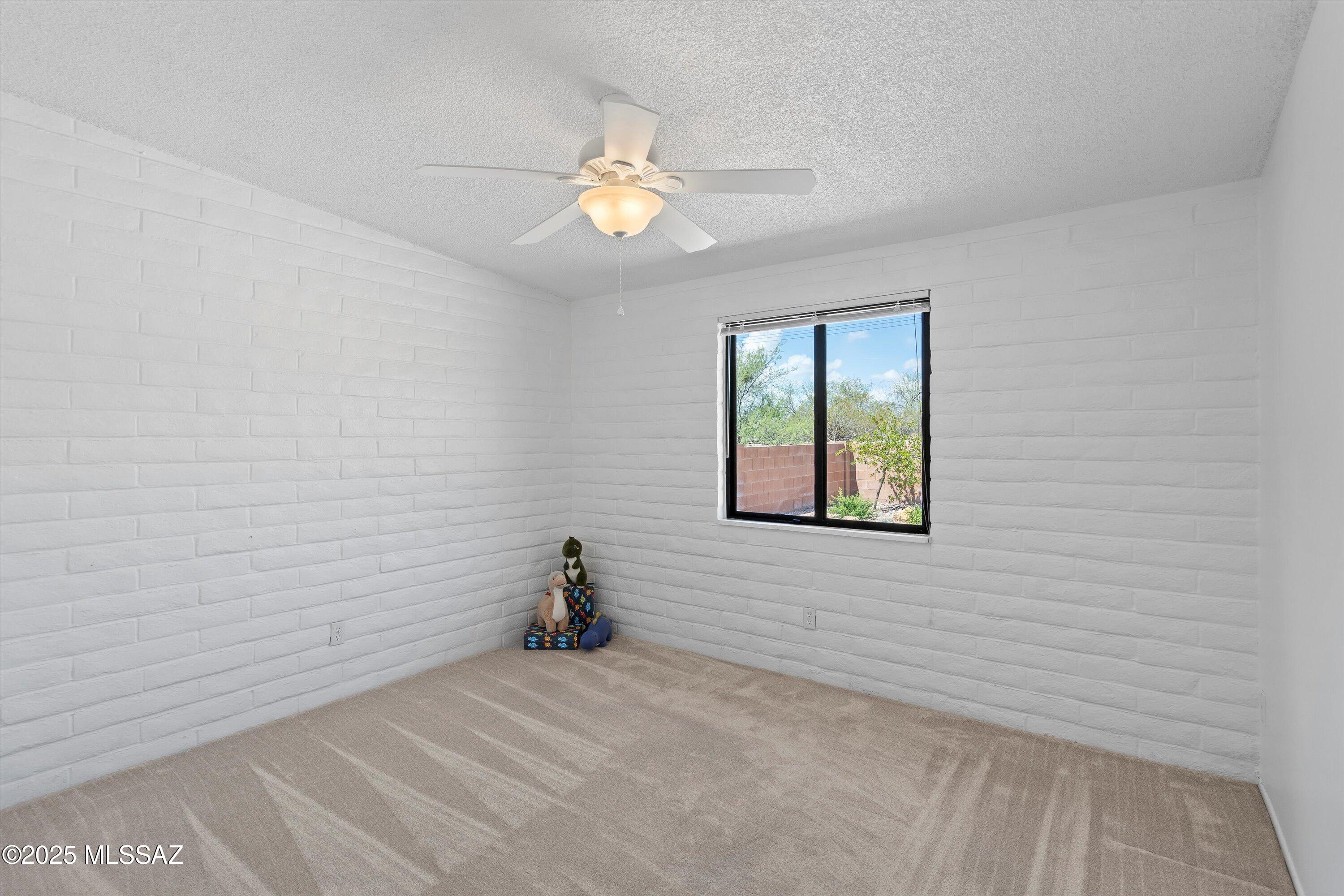3441 N Prescott Place