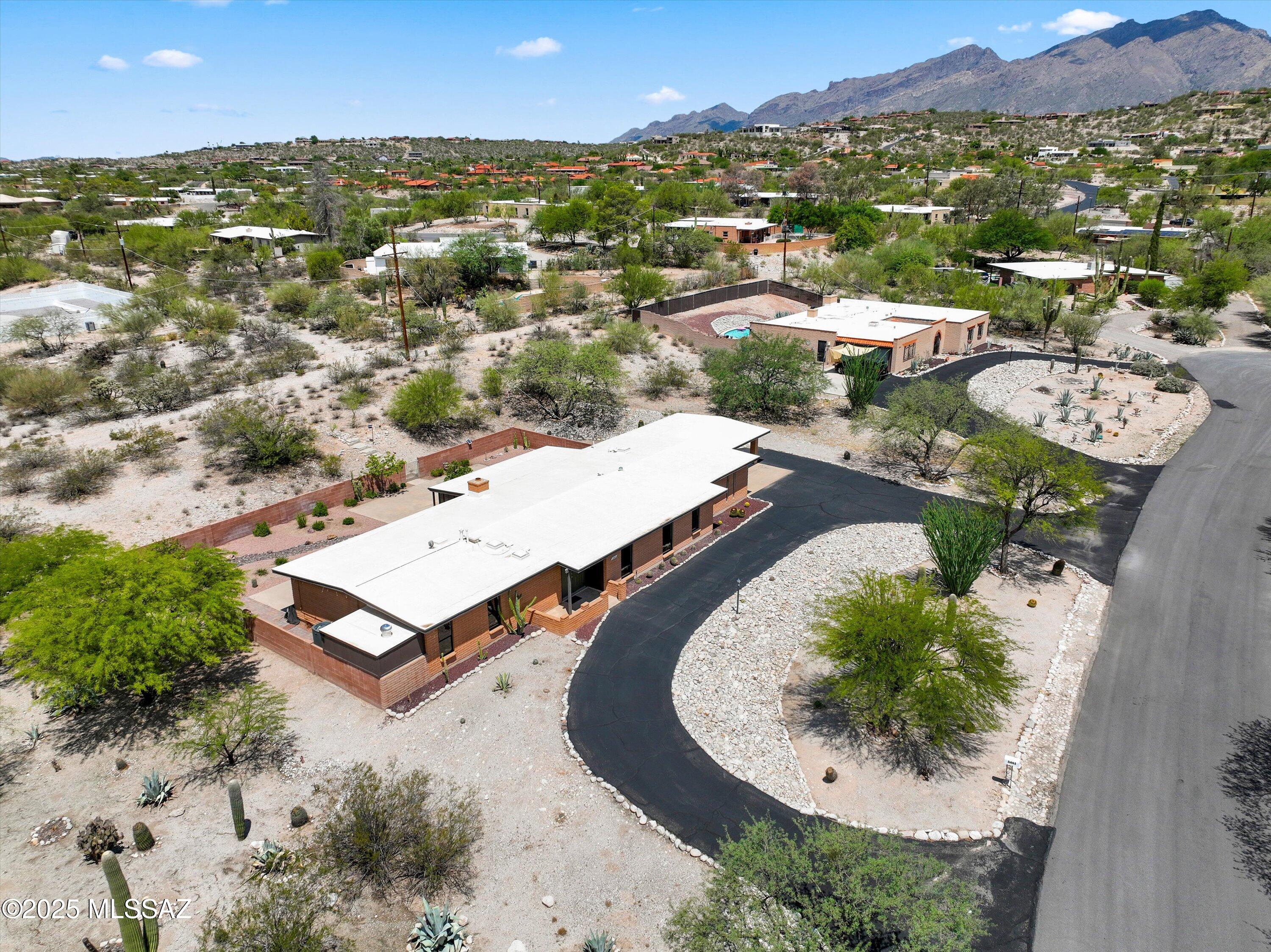 3441 N Prescott Place