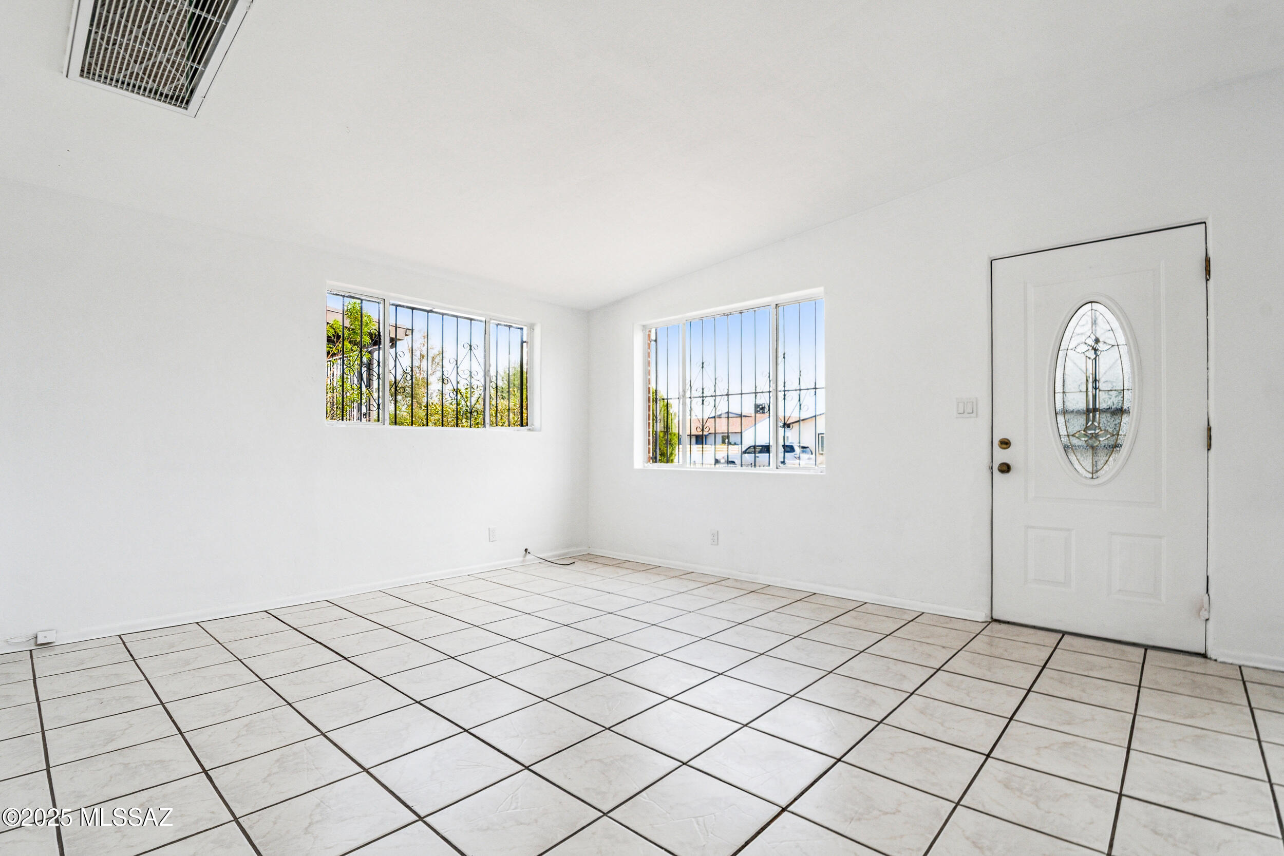 1229 E 13th Street
