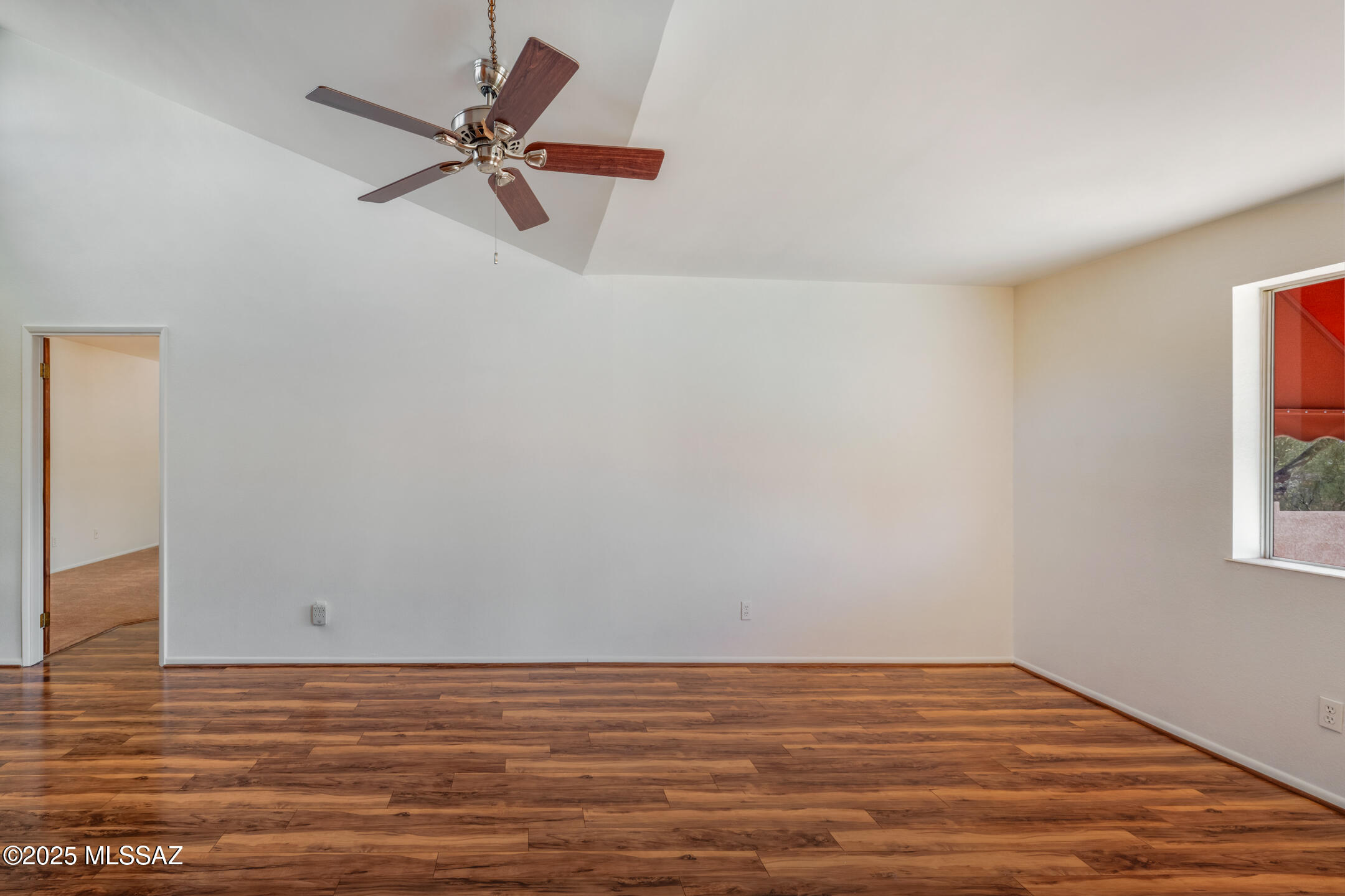 6640 E River Hills Place