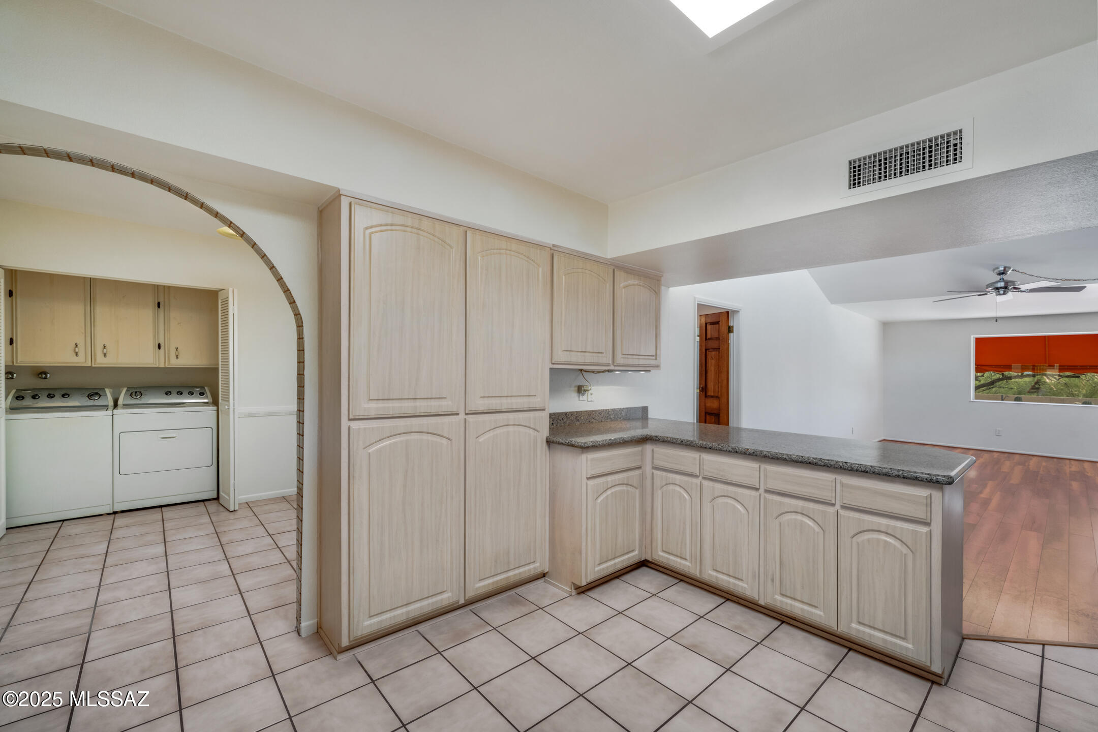 6640 E River Hills Place