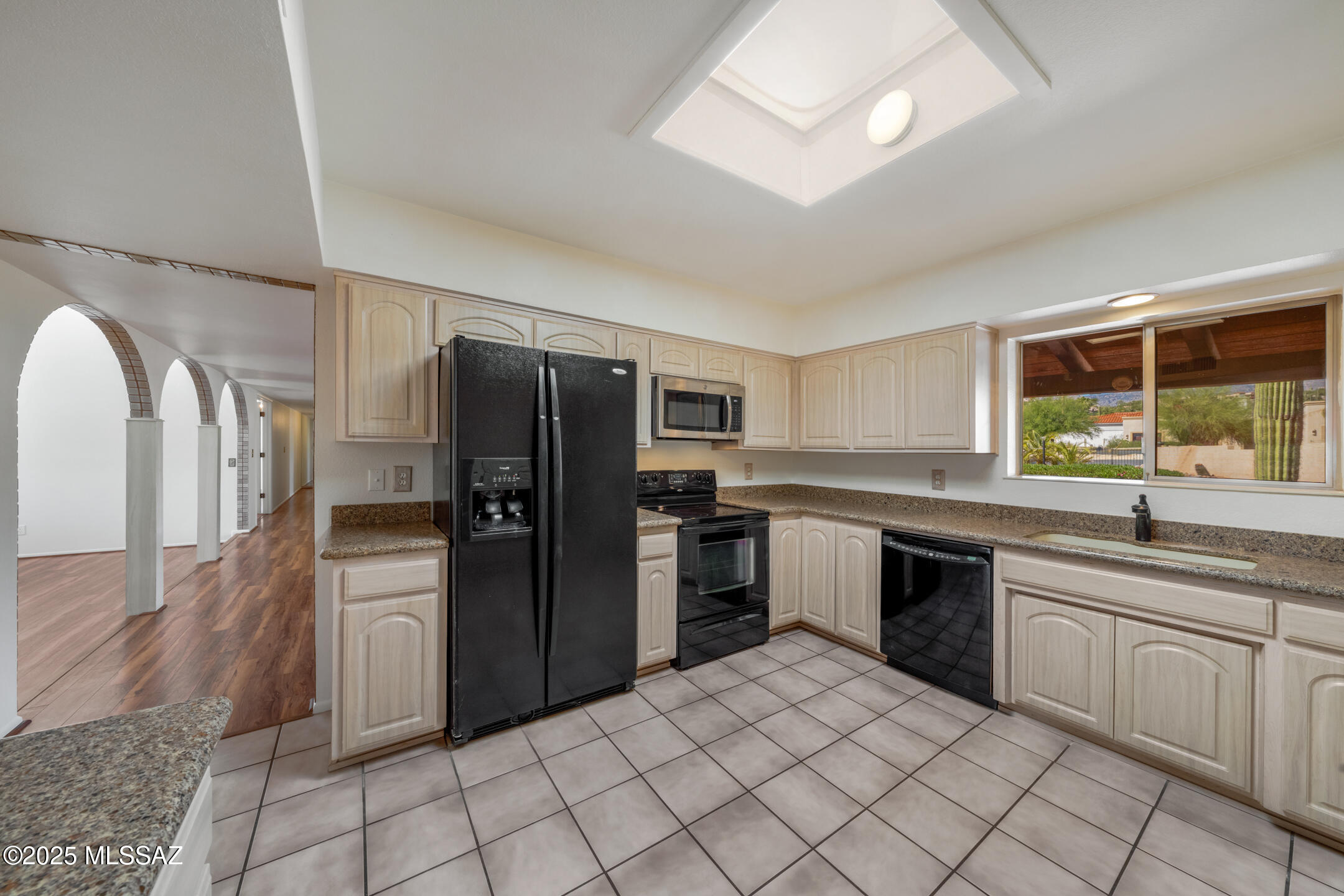 6640 E River Hills Place