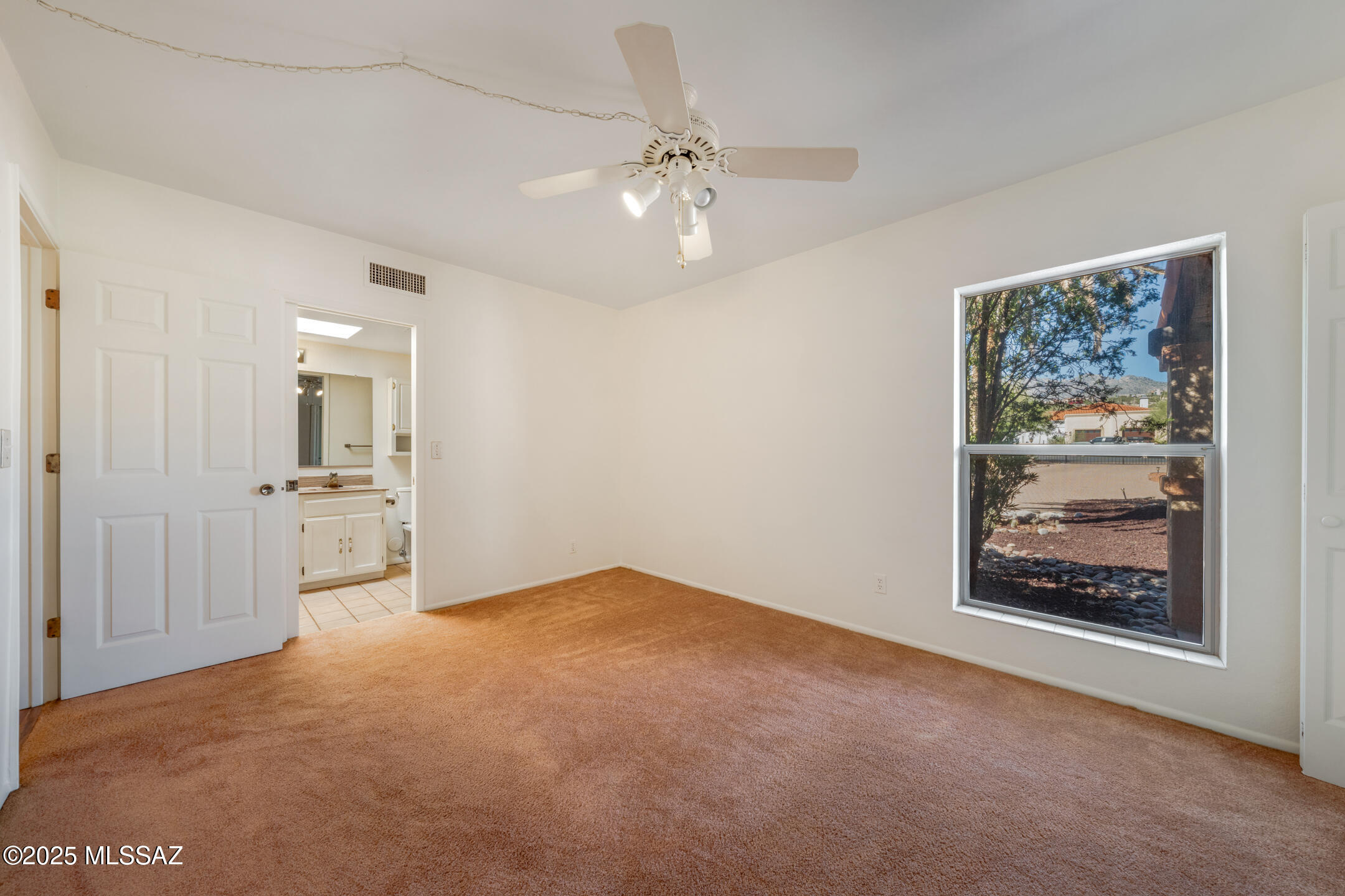 6640 E River Hills Place