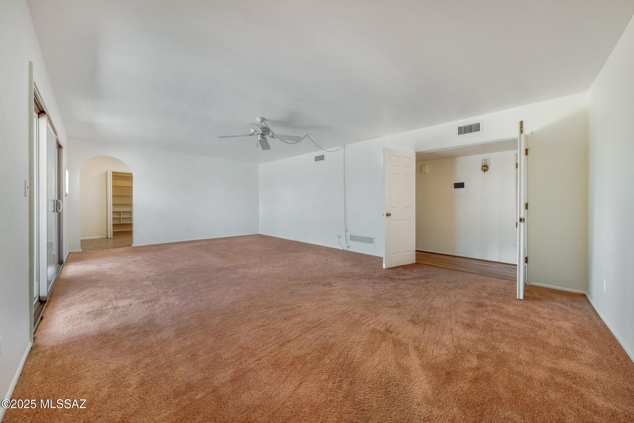 6640 E River Hills Place