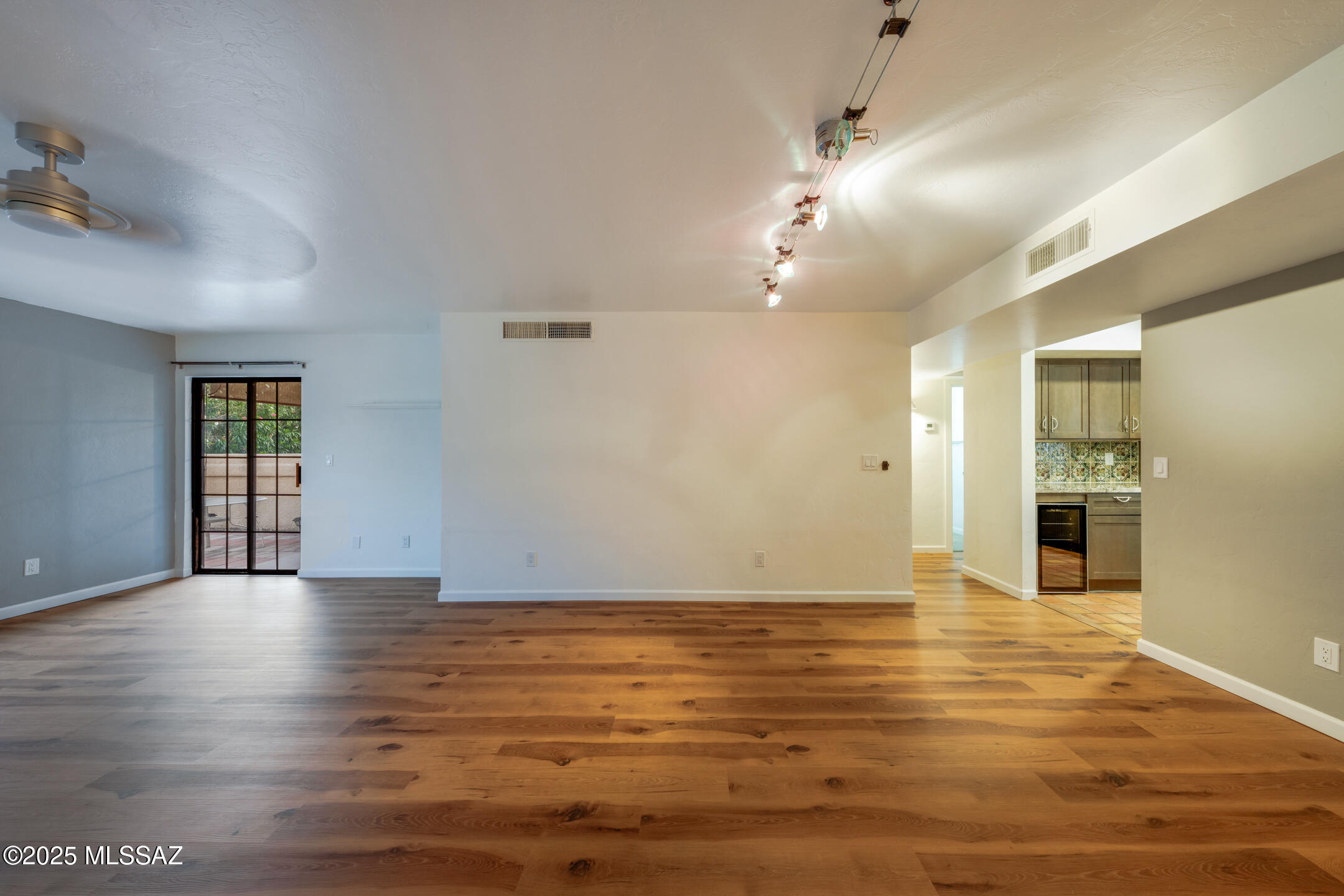 8424 E Corinthian Drive