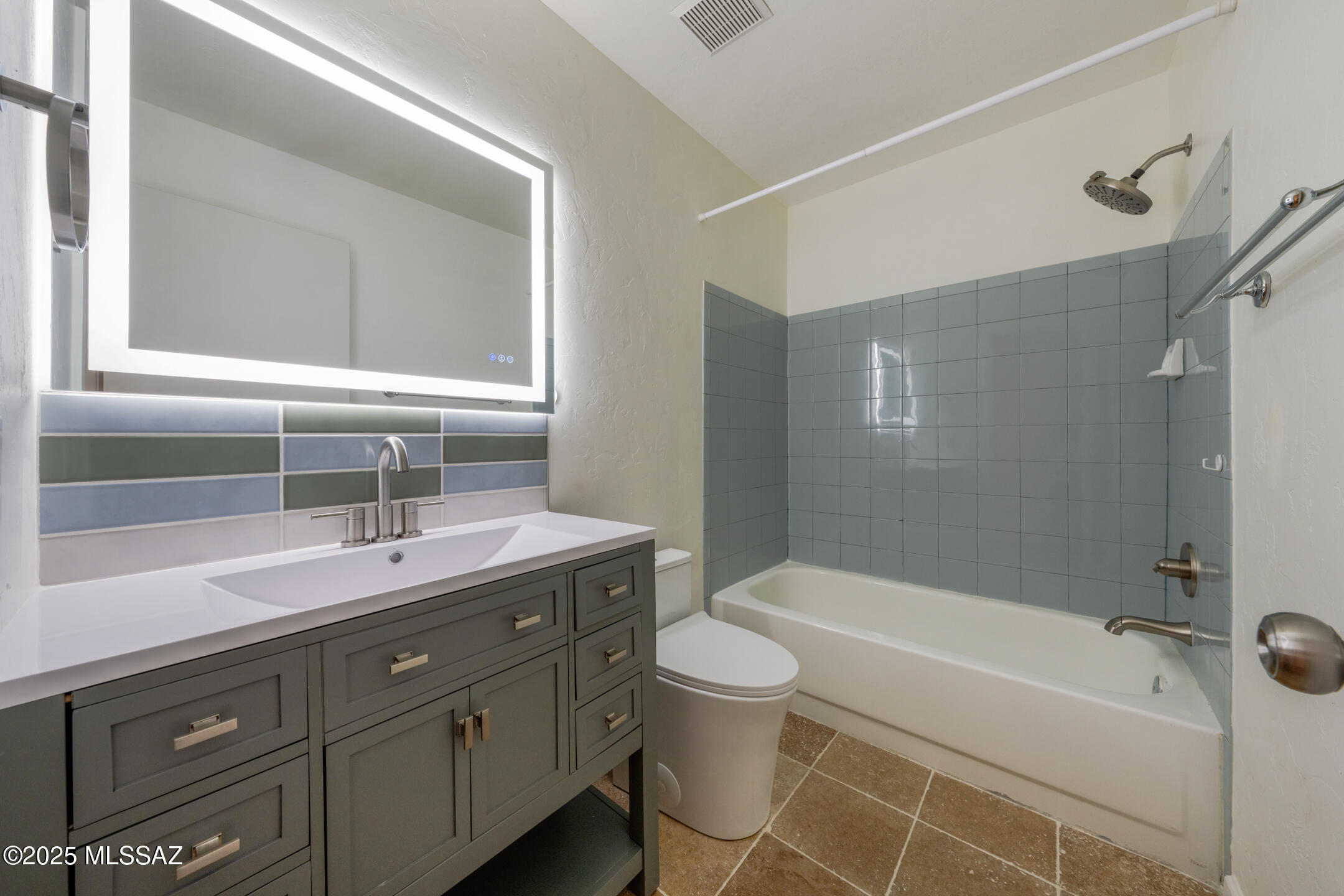 8424 E Corinthian Drive