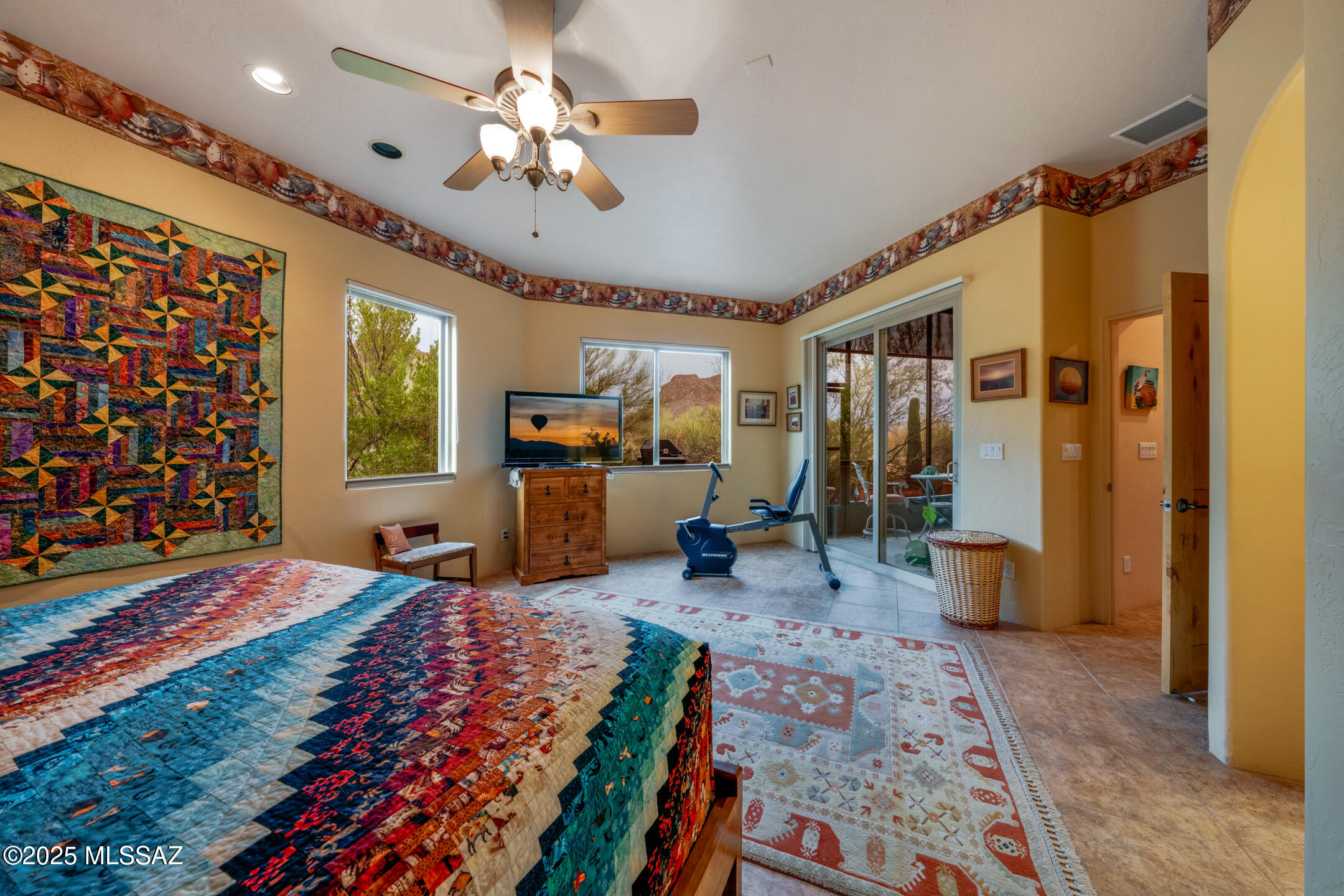 2201 S Lone Star Place