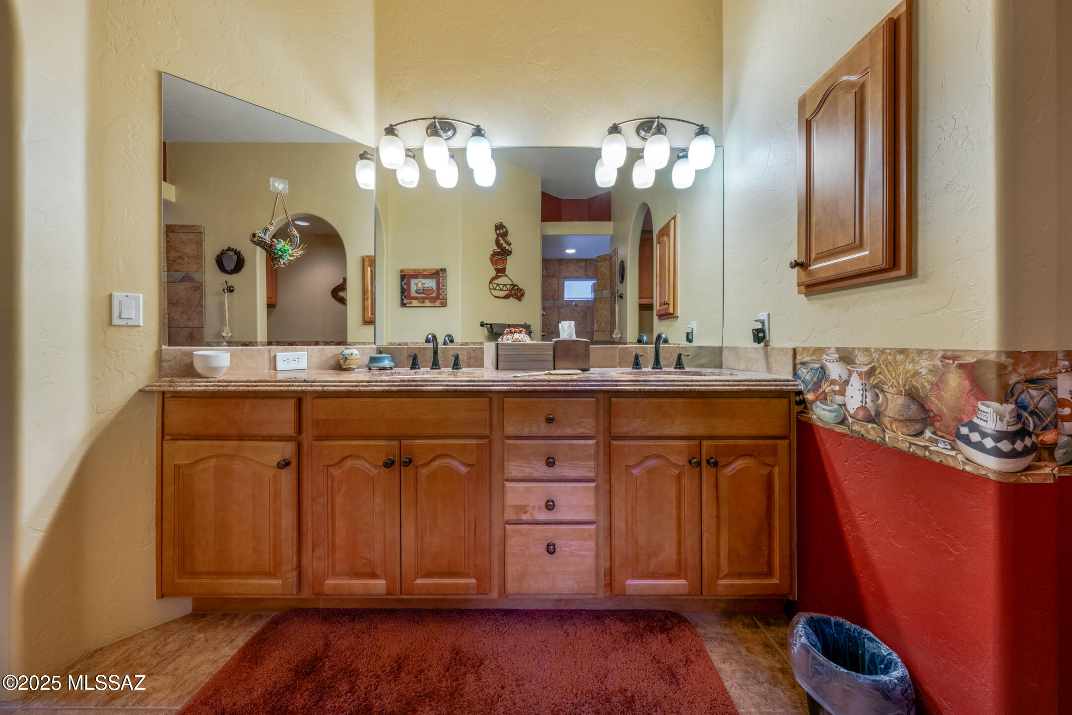 2201 S Lone Star Place