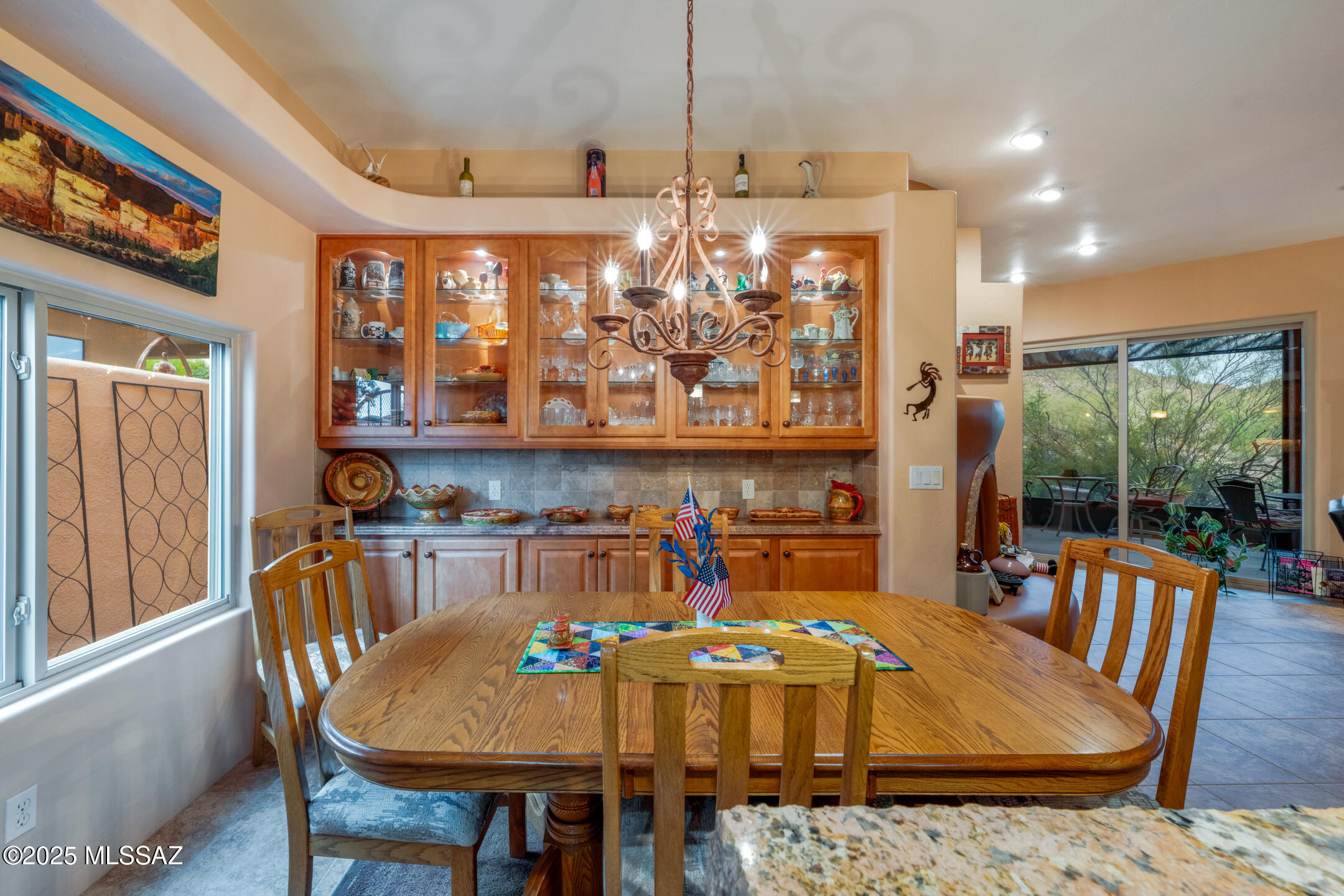 2201 S Lone Star Place